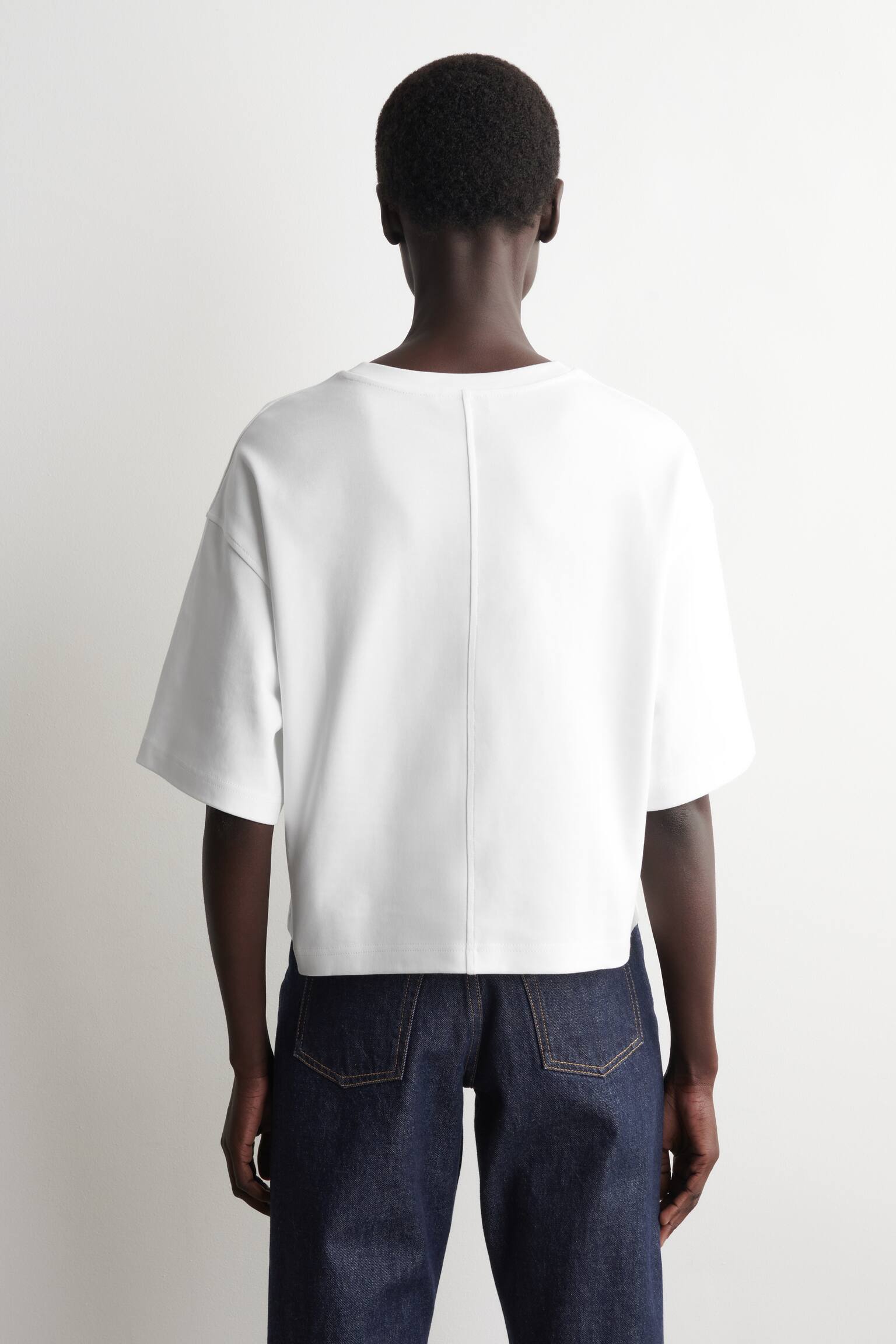 T-SHIRT OVERSIZE IN COTONE DAL TAGLIO BOXY - BIANCO/NERO/MARRONE SCURO/GIALLO BURRO - 4