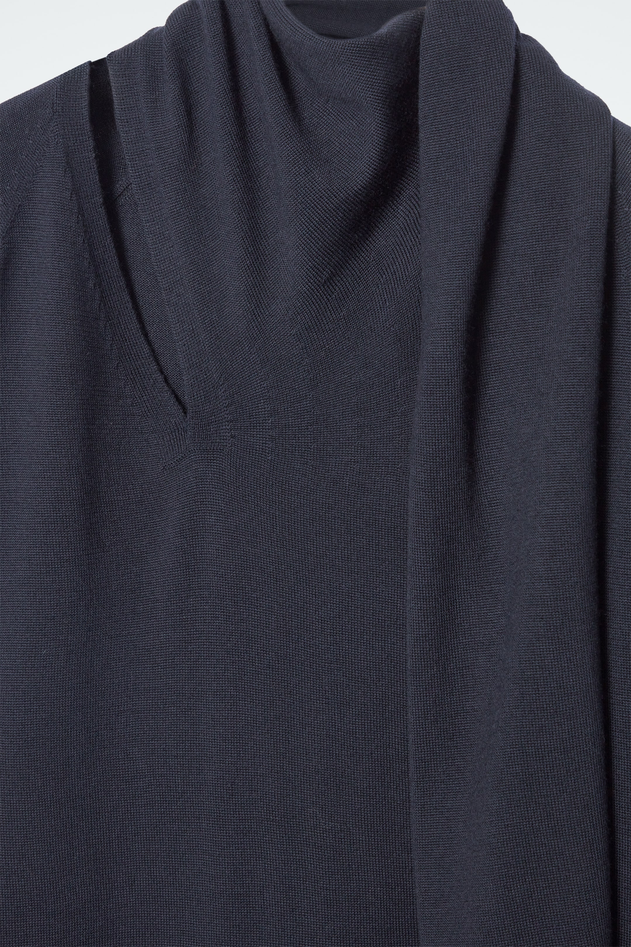 Ingrandisci l'immagine: SCARF-DETAIL WOOL MAXI DRESS - NAVY - DONNA | H&M CH 3