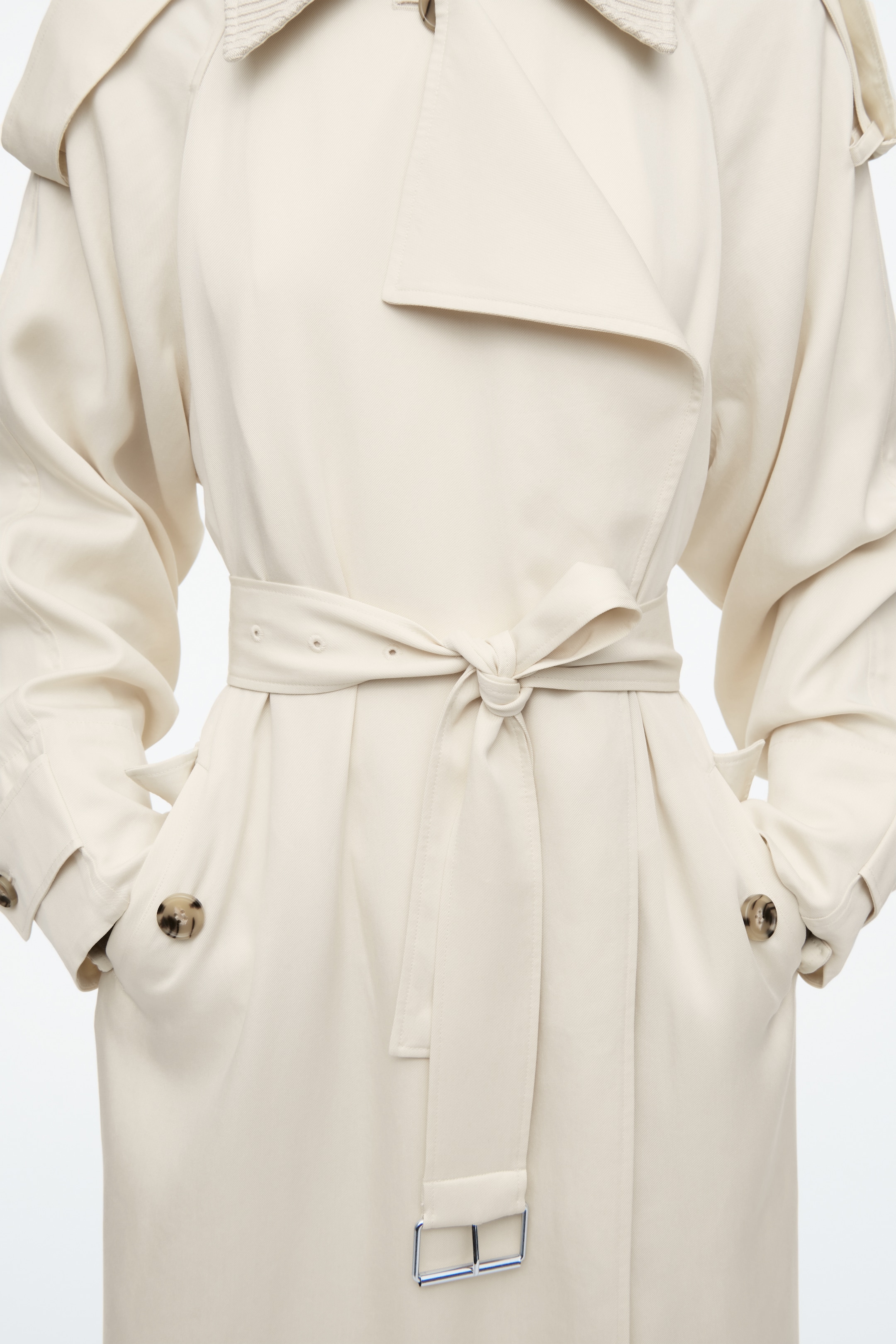 Grotere afbeelding bekijken: GEBREIDE KRAAG TRENCHCOAT - LICHTBEIGE - DAMES | H&M BE 8