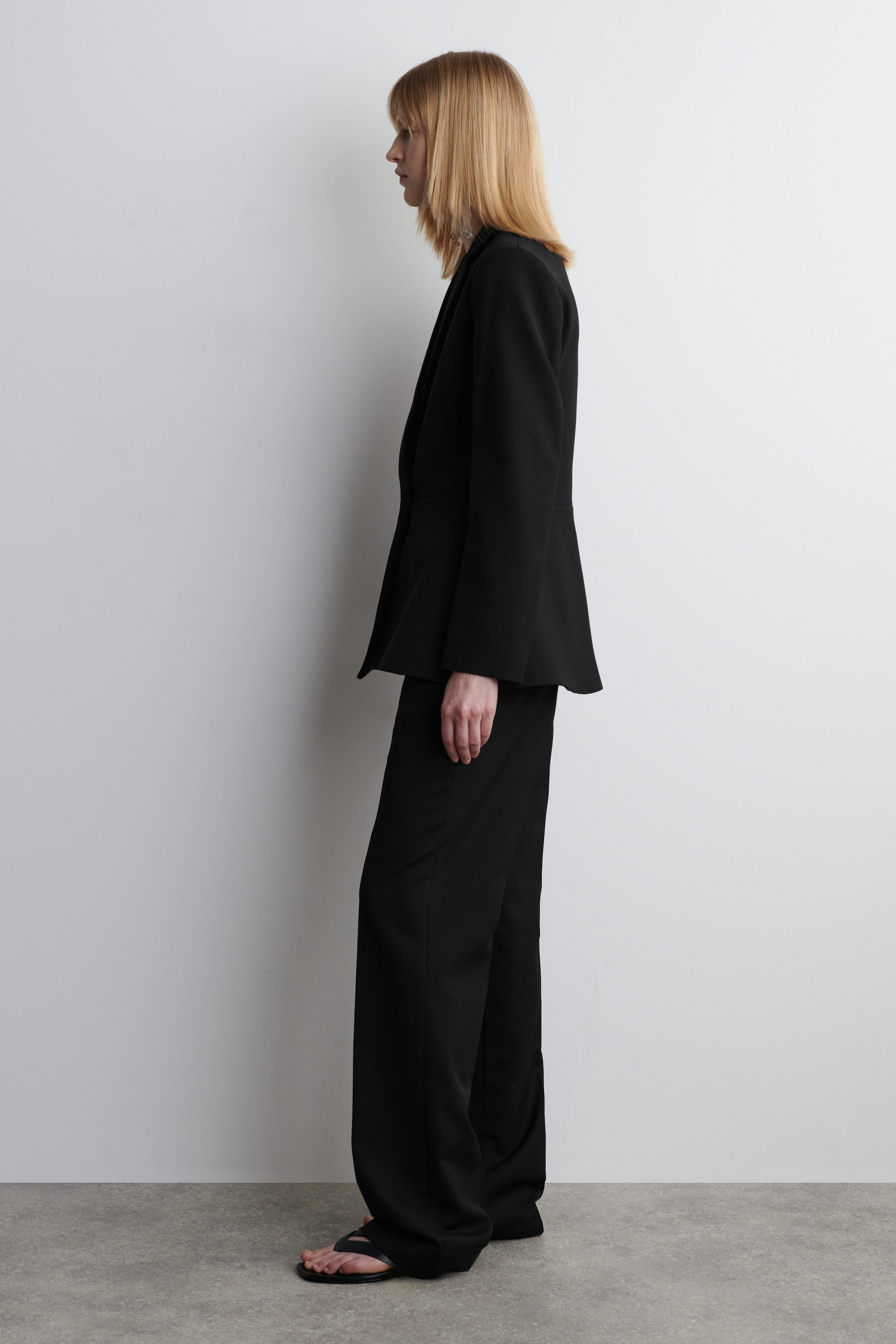TAILORED PEPLUM BLAZER