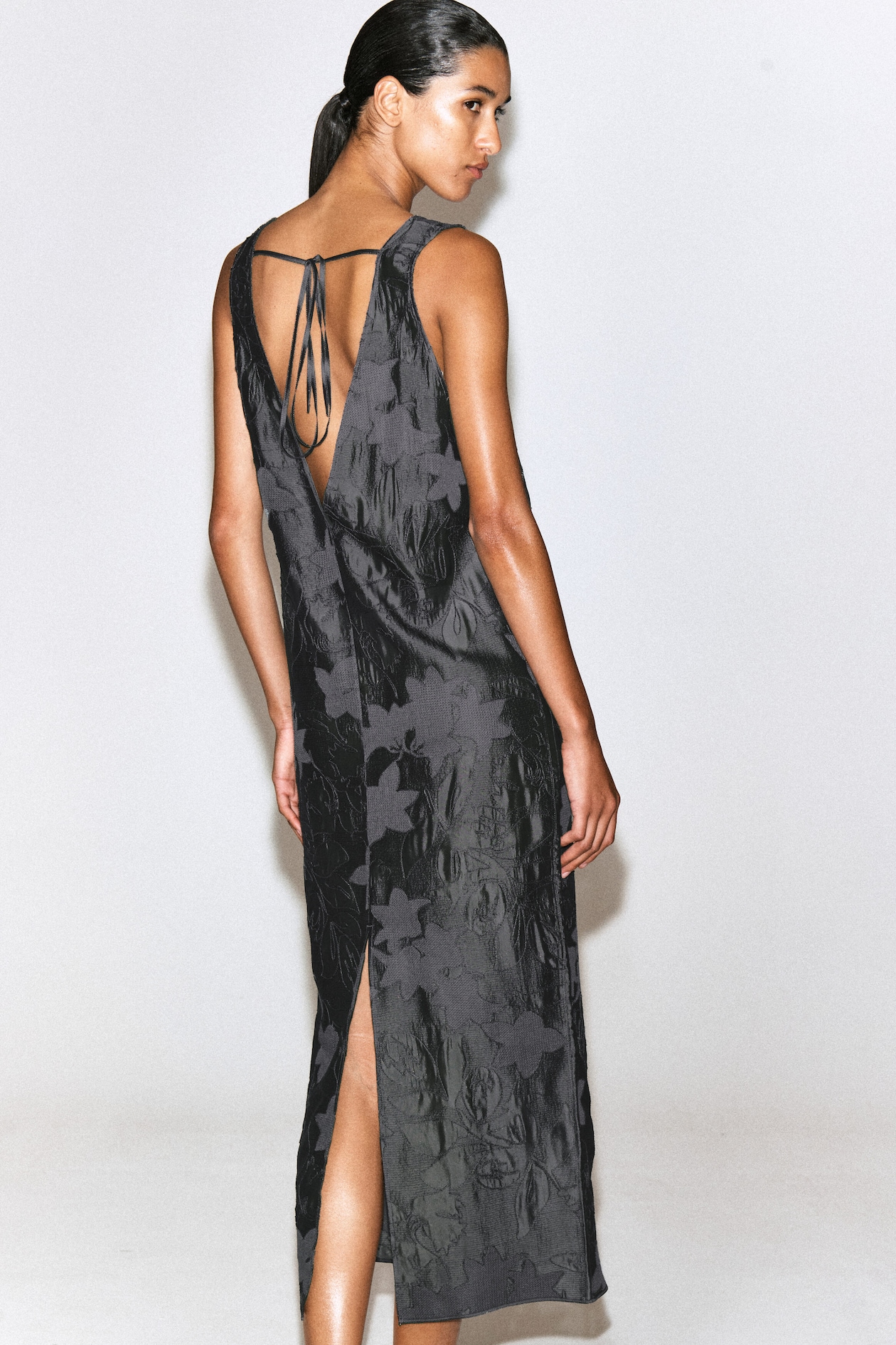 EMBROIDERED SHEER V-NECK DRESS — HEATHER