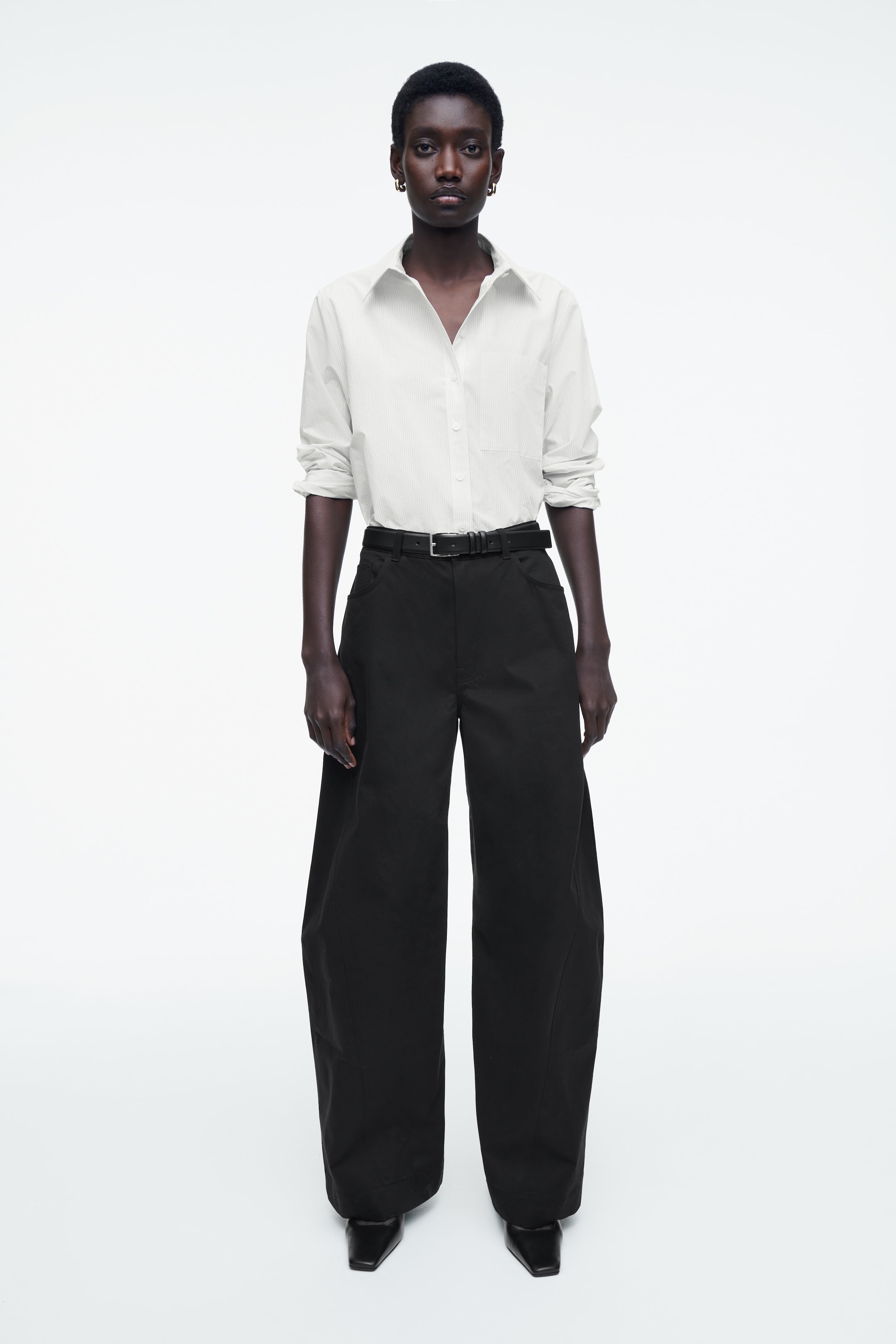 Visualizza immagine più grande: CAMICIA SARTORIALE IN COTONE PIMA - AVORIO / GESSATO - DONNA | H&M IT 2