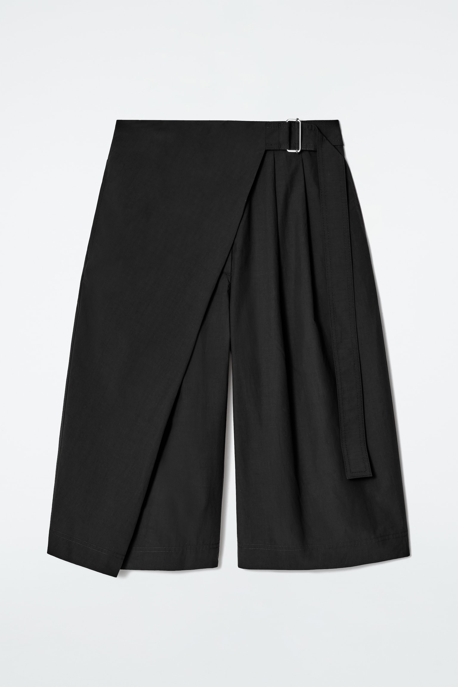 BERMUDAS CRUZADAS CON CINTURÓN - NEGRO/BURDEOS - 2