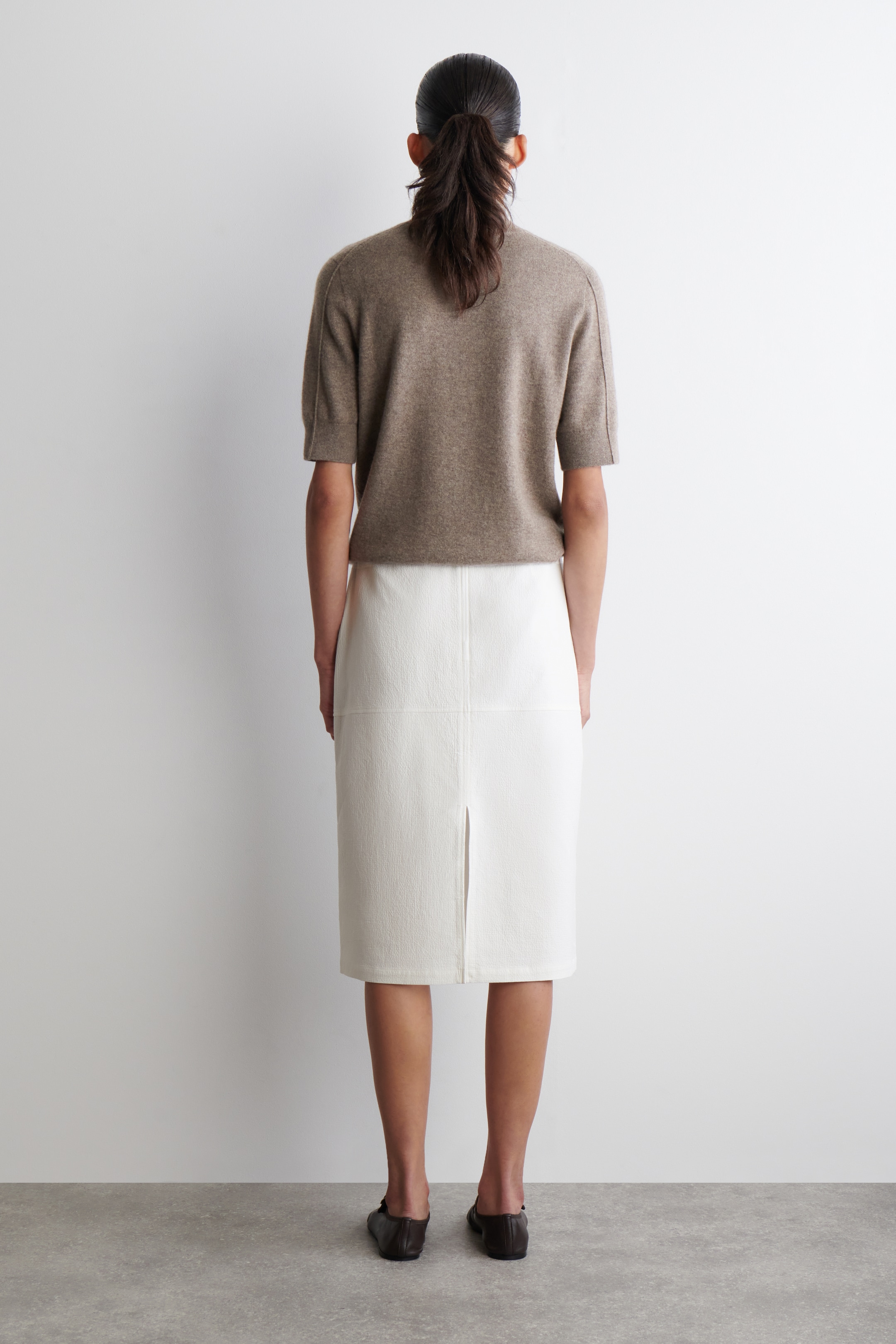 Agrandir l'image: JUPE CRAYON EN COTON - BLANC - FEMME | H&M BE 4