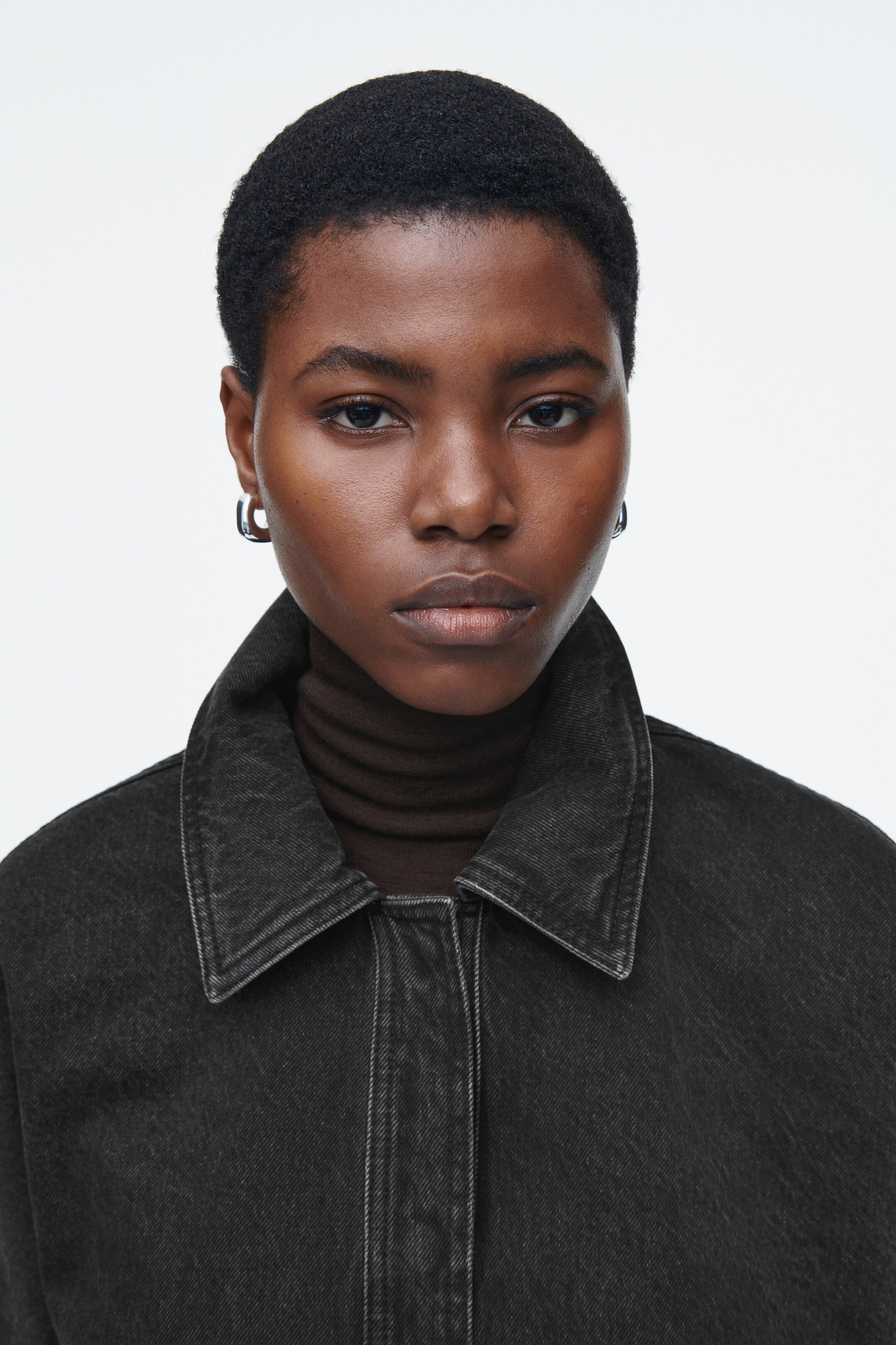 Ingrandisci l'immagine: CROPPED DENIM JACKET - BLACK - DONNA | H&M CH 4