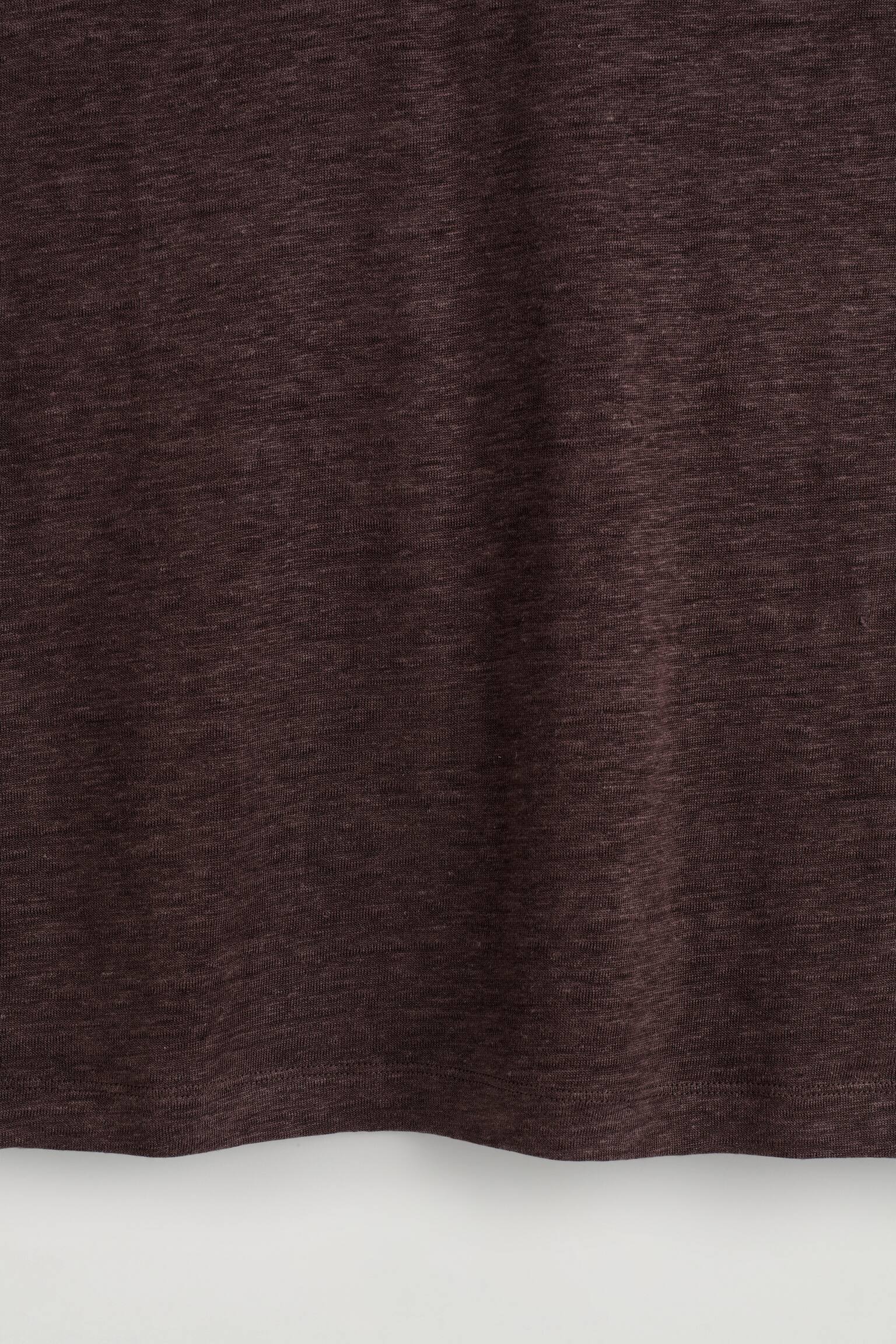 חולצת טריקו מפשתן עם צווארון עגול - 4