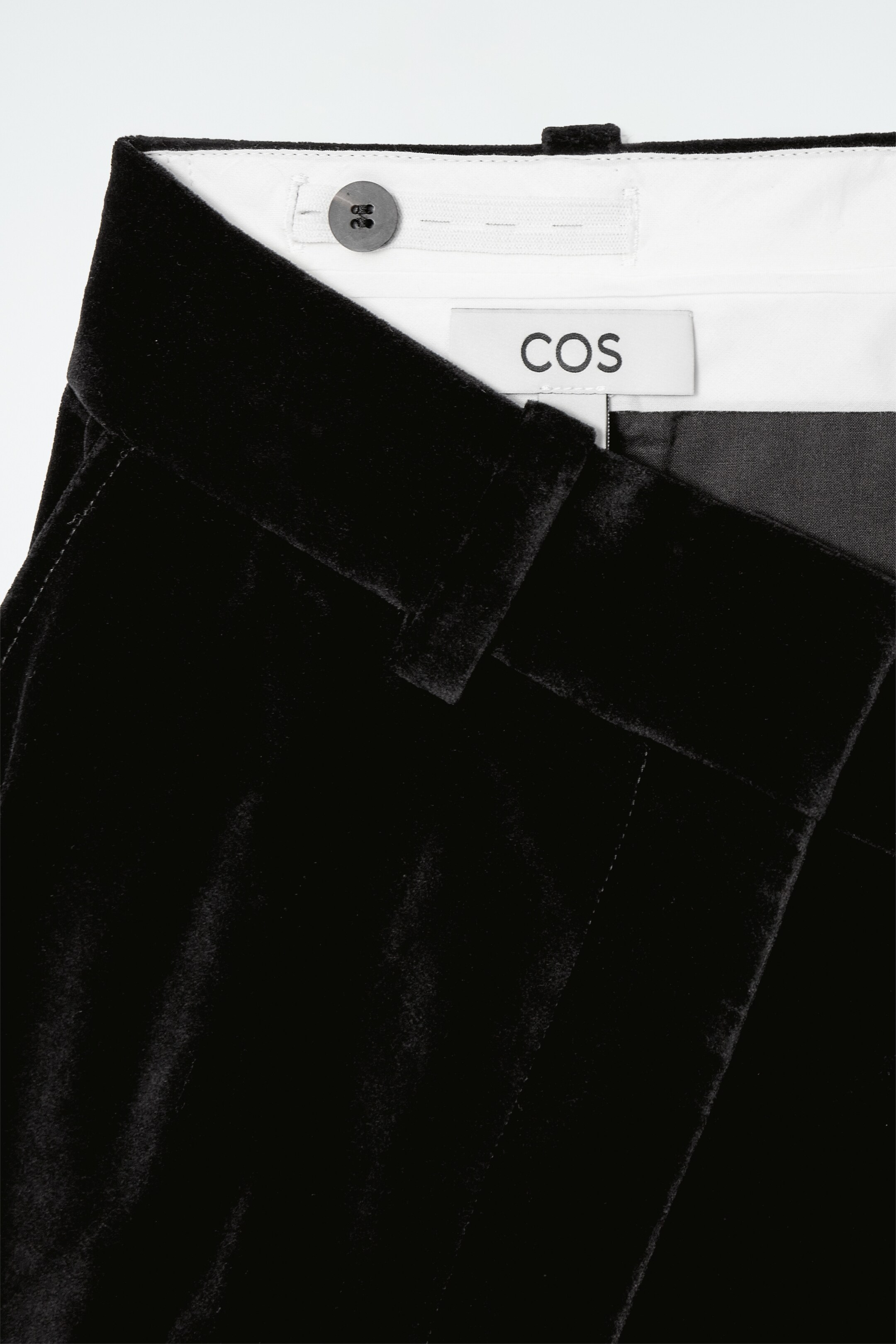 View larger image: RELAXED VELVET WIDE-LEG TROUSERS - BLACK - Ladies | H&M GB 6
