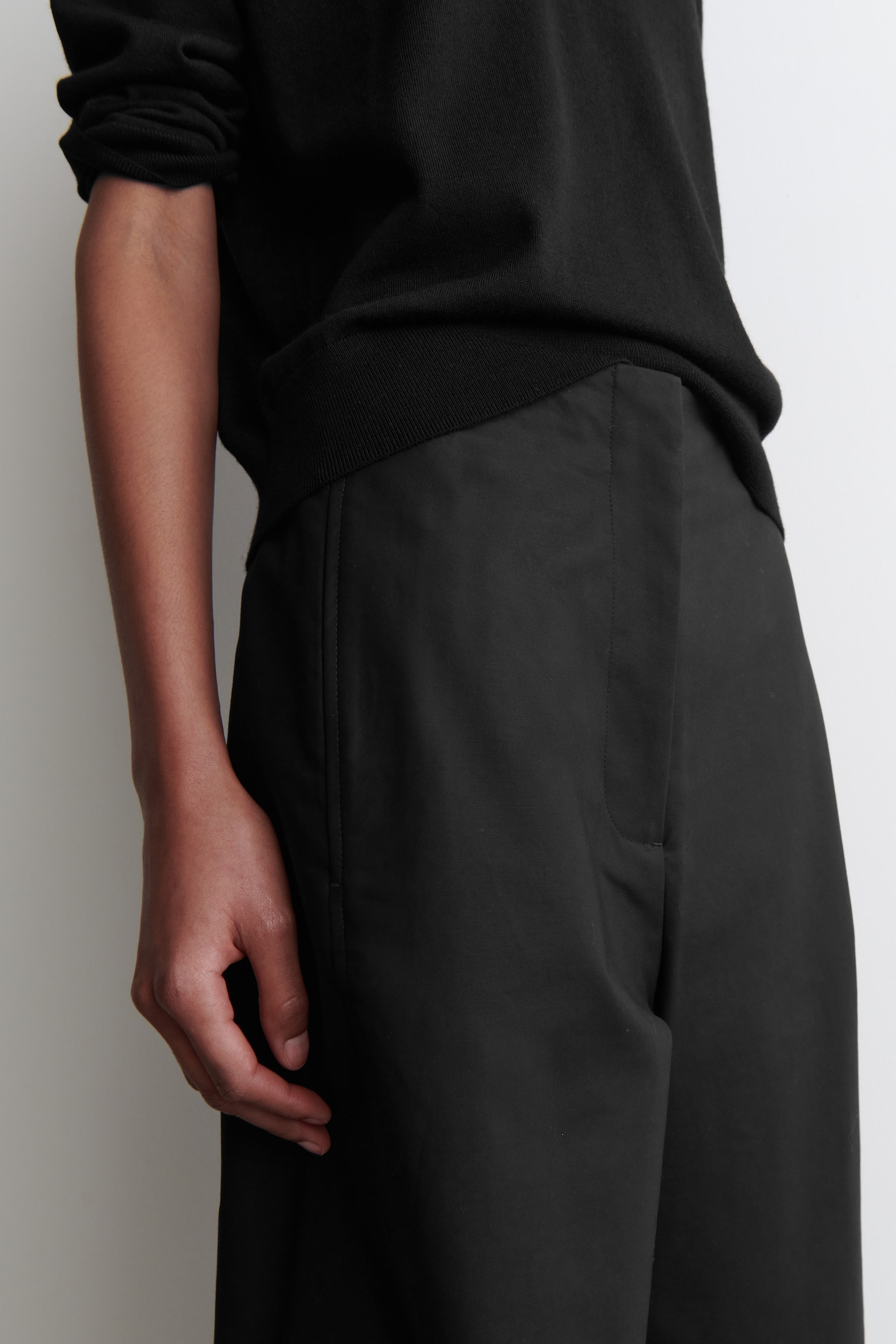 PANTALONI BARREL IN COTONE PIMA - NERO/BIANCO - 3