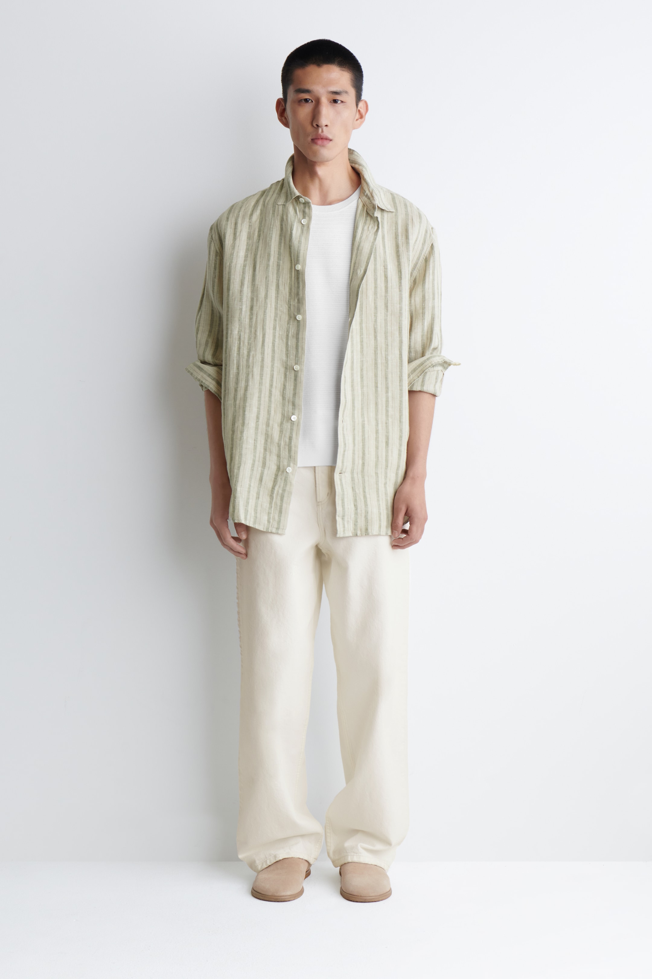 Agrandir l'image: CHEMISE DÉCONTRACTÉE EN LIN - BEIGE / RAYÉ - HOMME | H&M CH 2