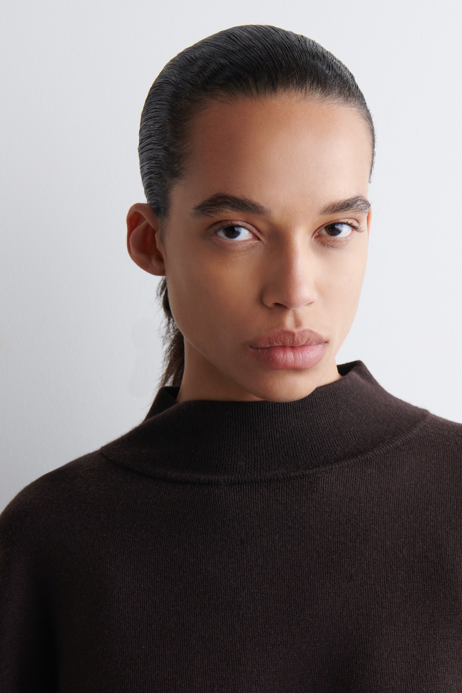 ASYMMETRIC DOUBLE-KNIT WOOL CAPE - DARK BROWN - 7