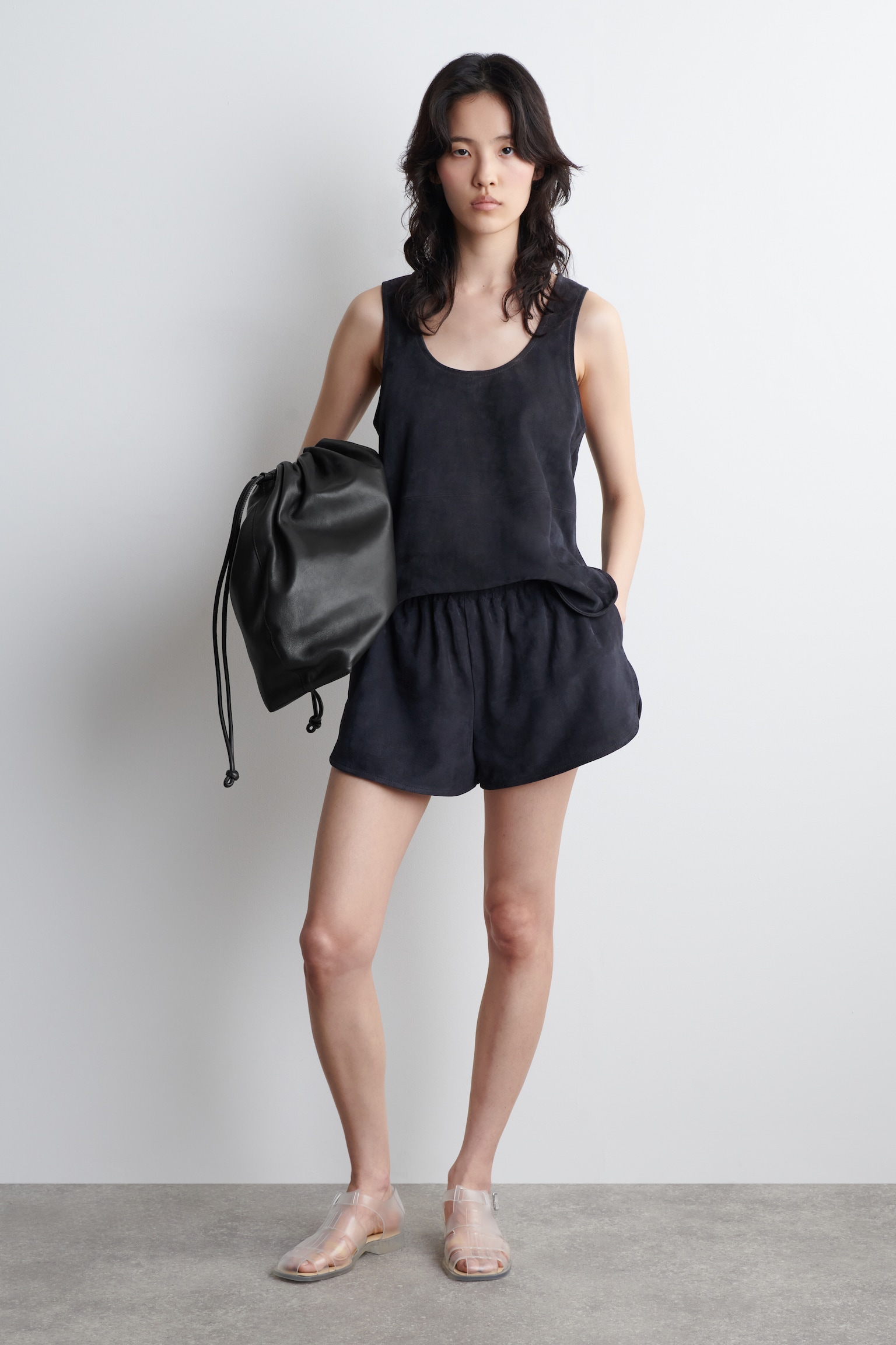 SHORTS ELASTICIZZATI IN PELLE SCAMOSCIATA - ANTRACITE