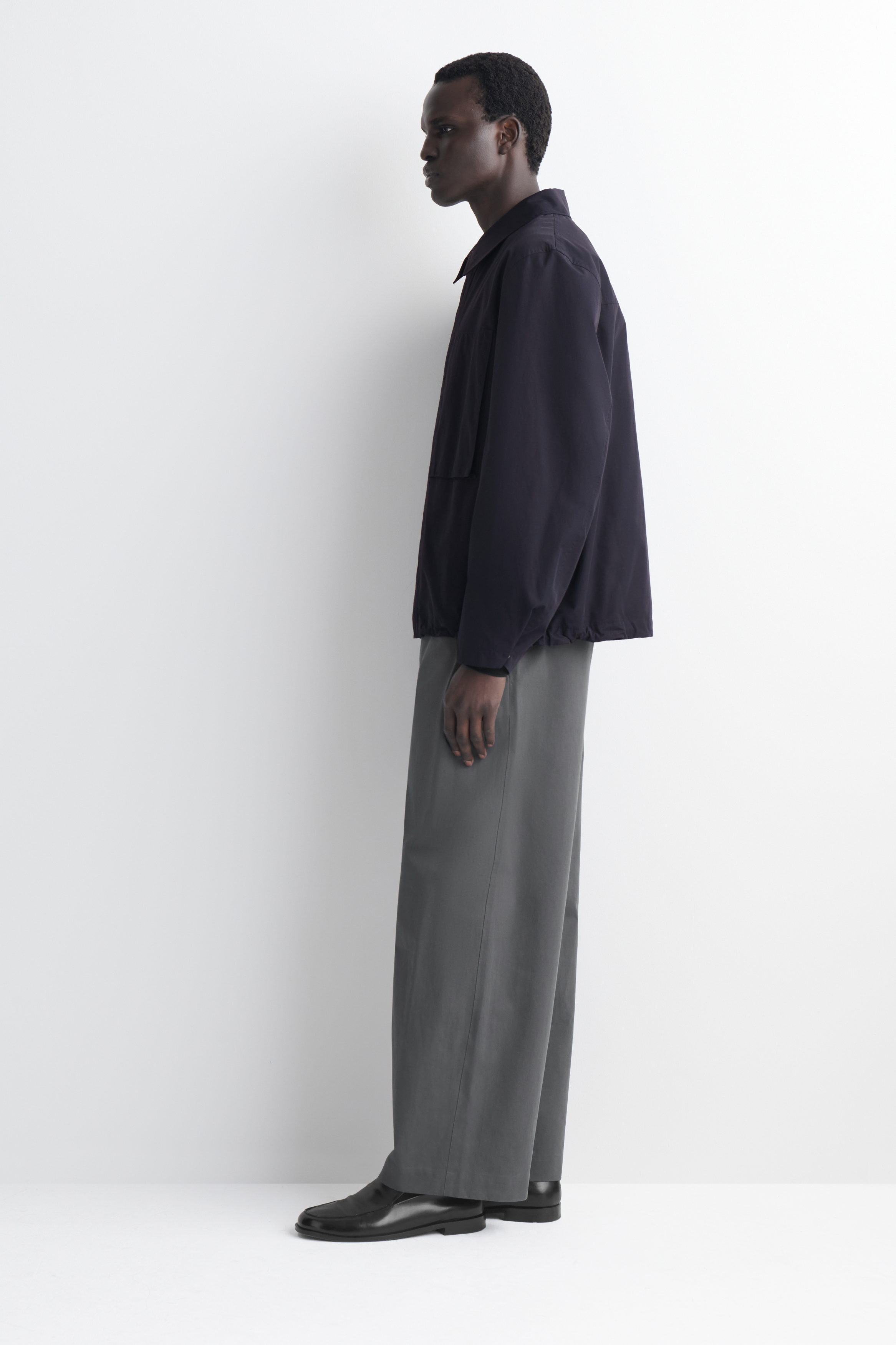 PACKABLE HOOD WINDBREAKER JACKET - NAVY | COS CA