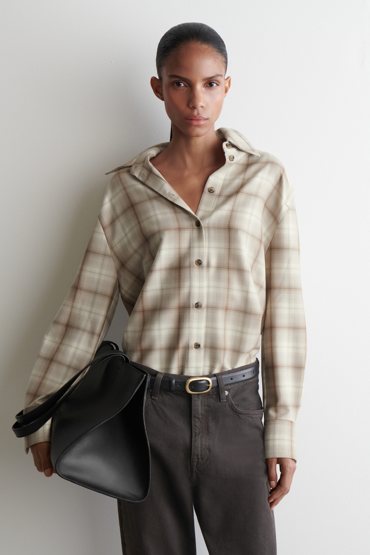 CHECKED FLANNEL SHIRT - BEIGE / CHECKED | COS