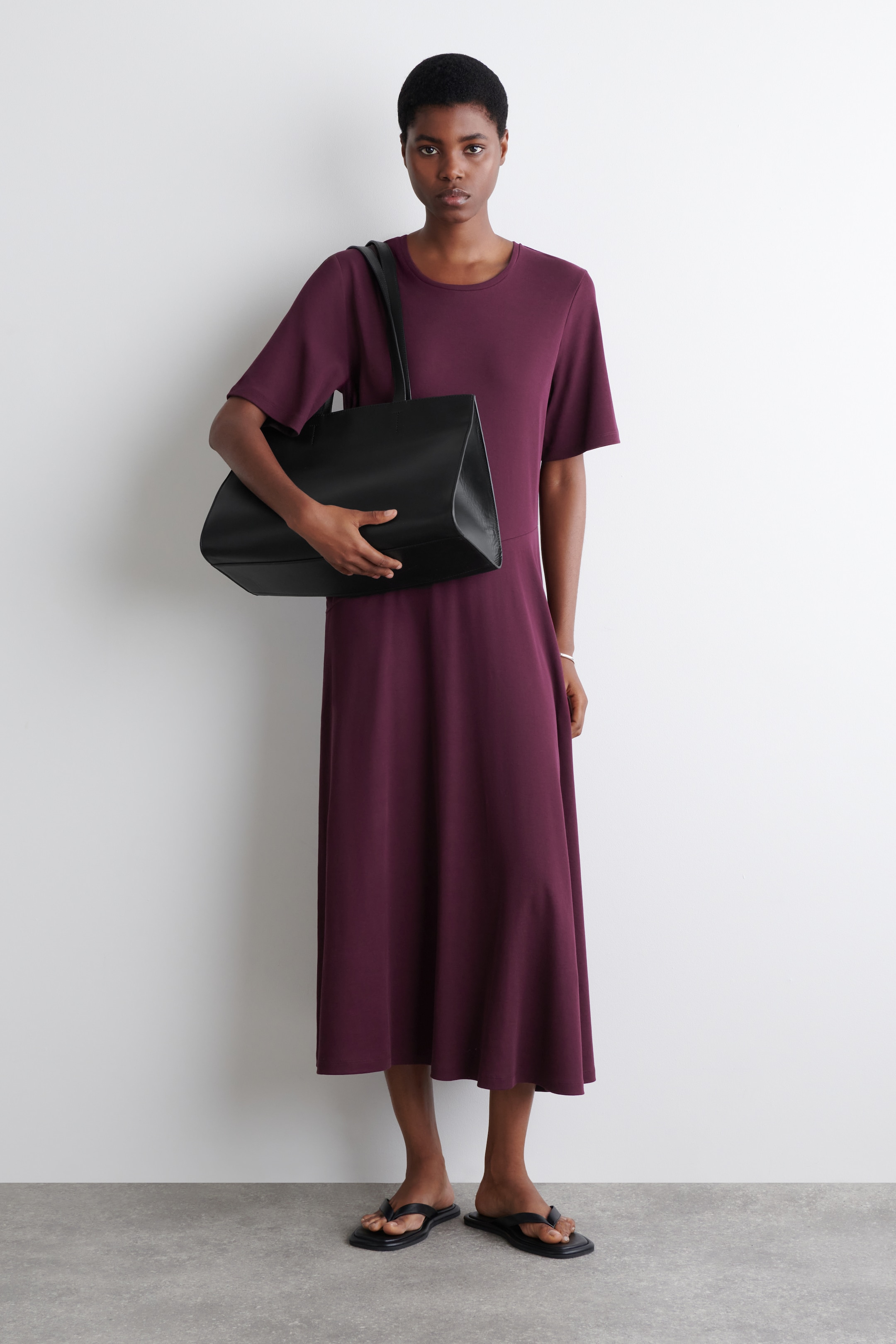 Agrandir l'image: ROBE MIDI DRAPÉE EN COTON - BORDEAUX - FEMME | H&M CH 1