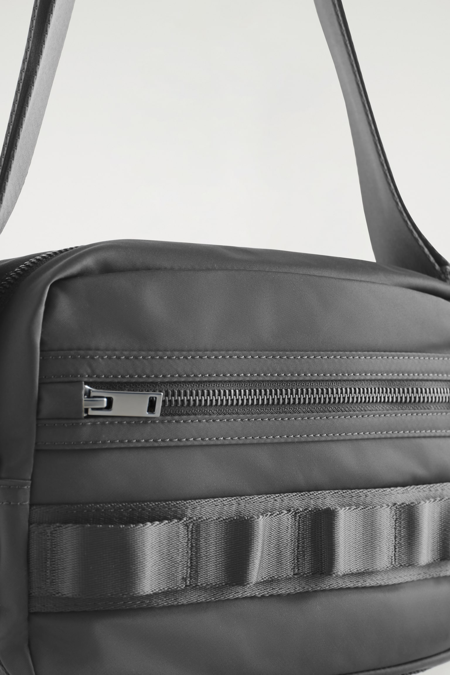 NYLONOWA TORBA „TRANSIT” TYPU CROSSBODY - SZARY/GRANATOWY - 5