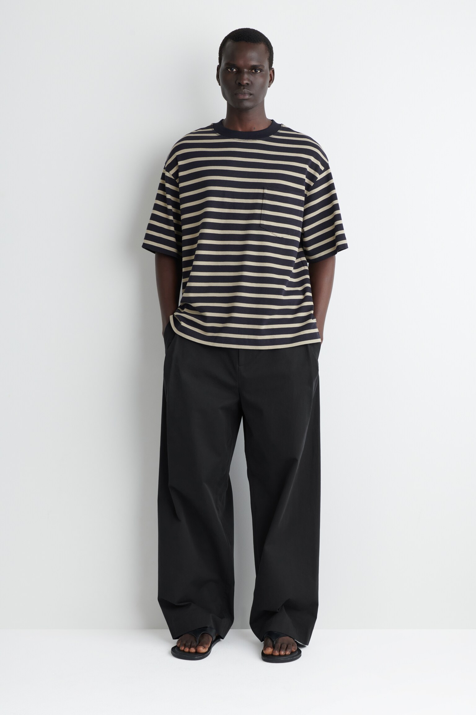 T-SHIRT OVERSIZE EN COTON ÉPAIS - BLEU MARINE / RAYURES/BLANC/NOIR/BRUN / RAYURES/BLEU COBALT - 6