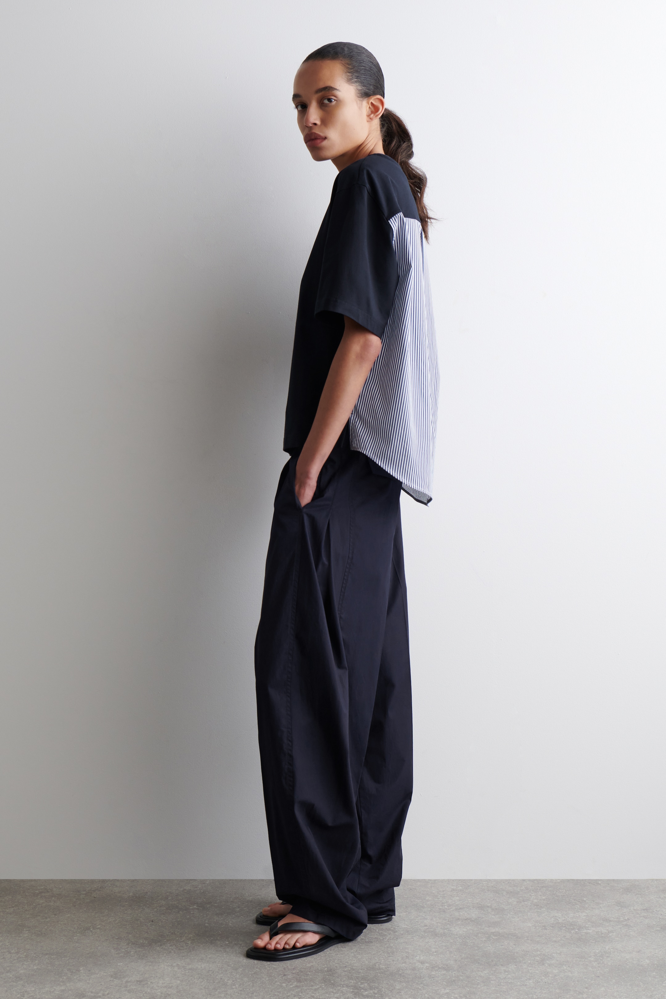 Ver imagen más grande: CAMISETA CON DISEÑO COMBINADO - AZUL / RAYAS - MUJER | H&M ES 3