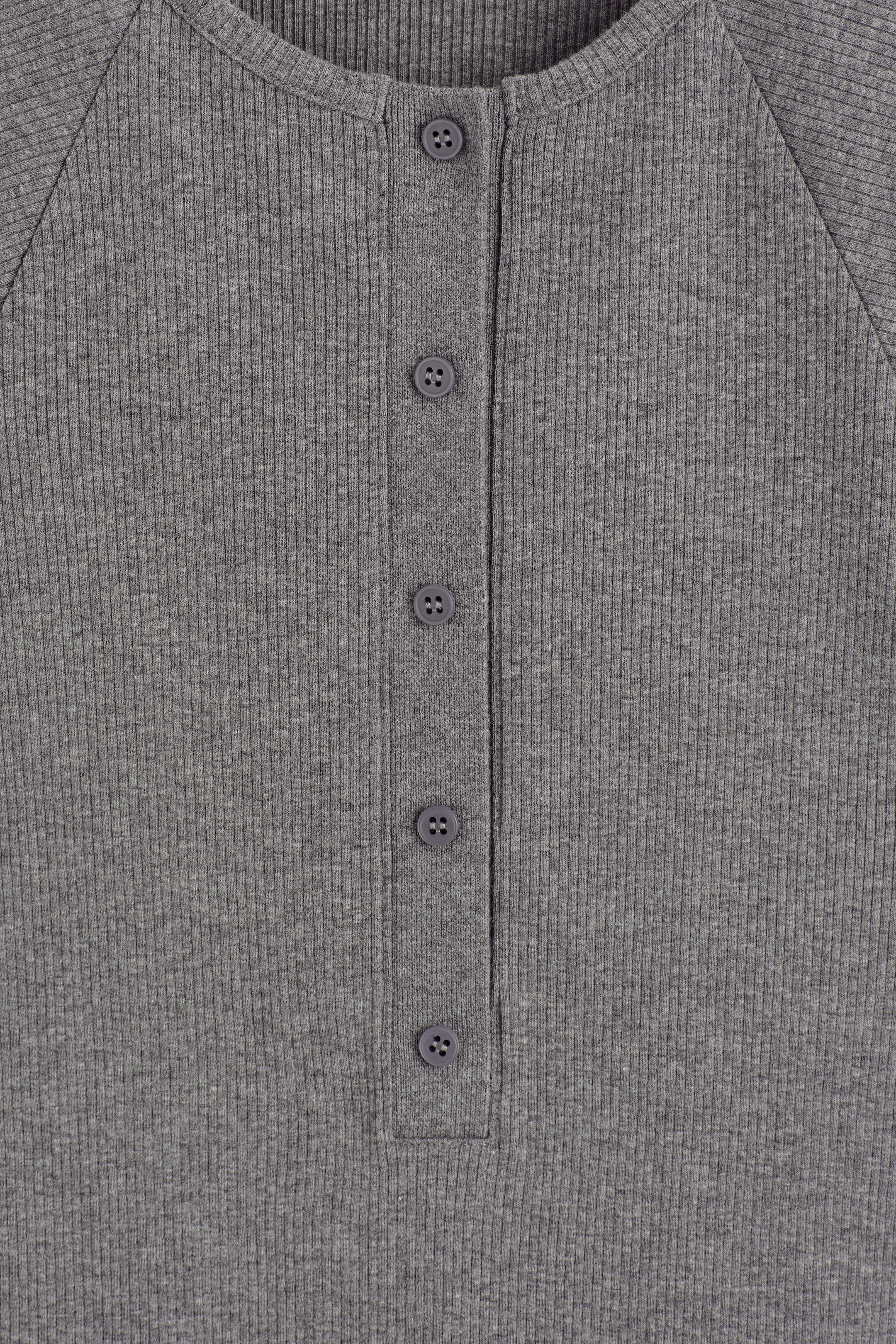 StillMedia/DescriptiveDetail