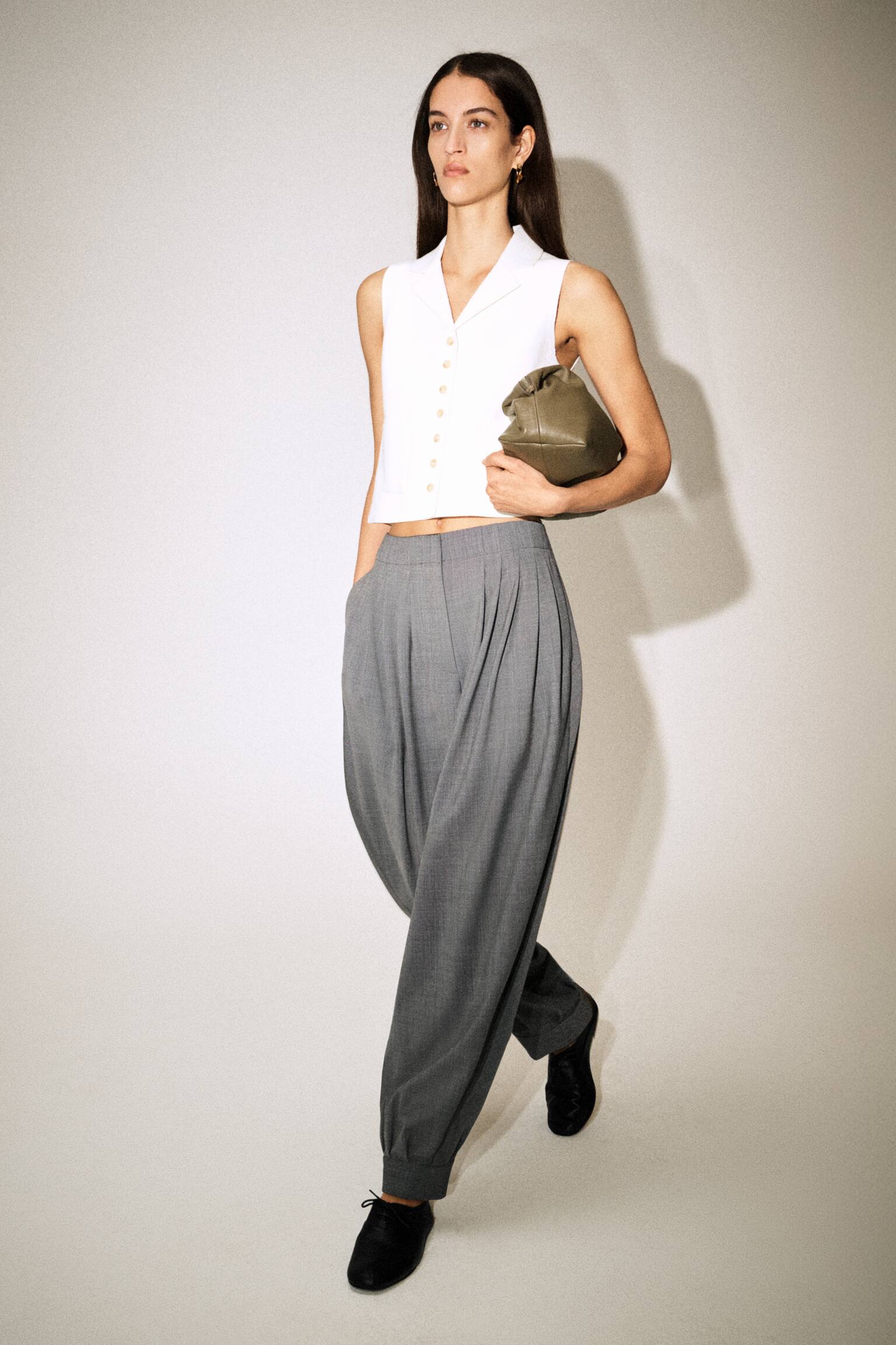 BOUCLÉSTICKAD VÄST - VIT/ROSTRÖD - 5