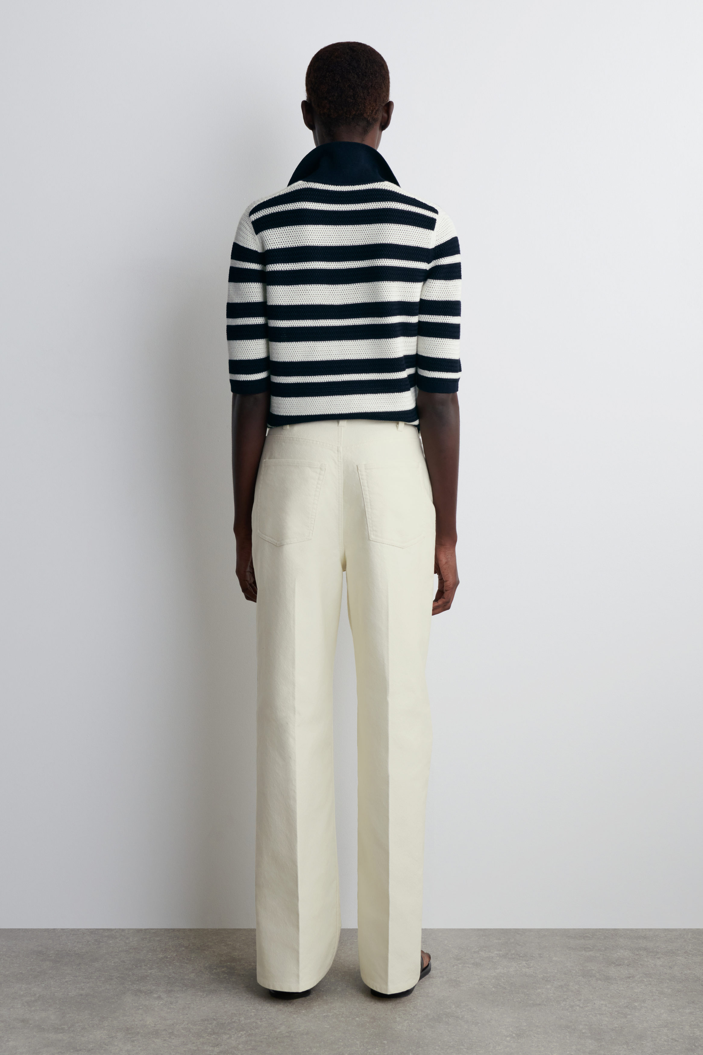 【BAON】Reesents Cotton Straight Pants COTTON-CANVAS STRAIGHT-LEG PANTS - CHALK | COS