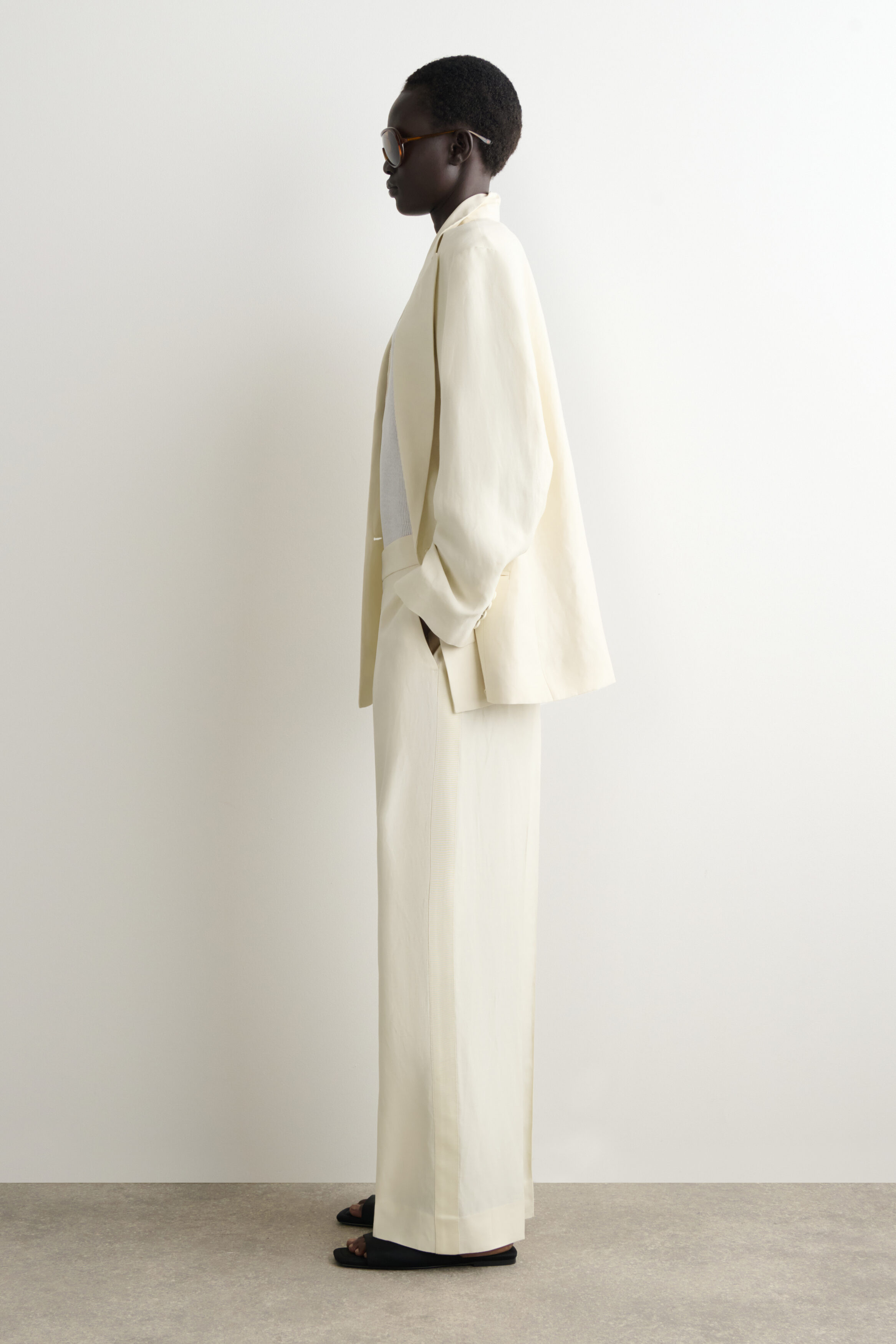 white dress trousers for women Ayolanni Women's Fashion 2024 Pants Plus Size High Waist Wide Leg Pants with Pockets Casual Solid Suit Pants crafted from a luxurious fabric that feels exceptionally soft to the touch and holds its tailored shape beautifully White High Waist Wide Leg