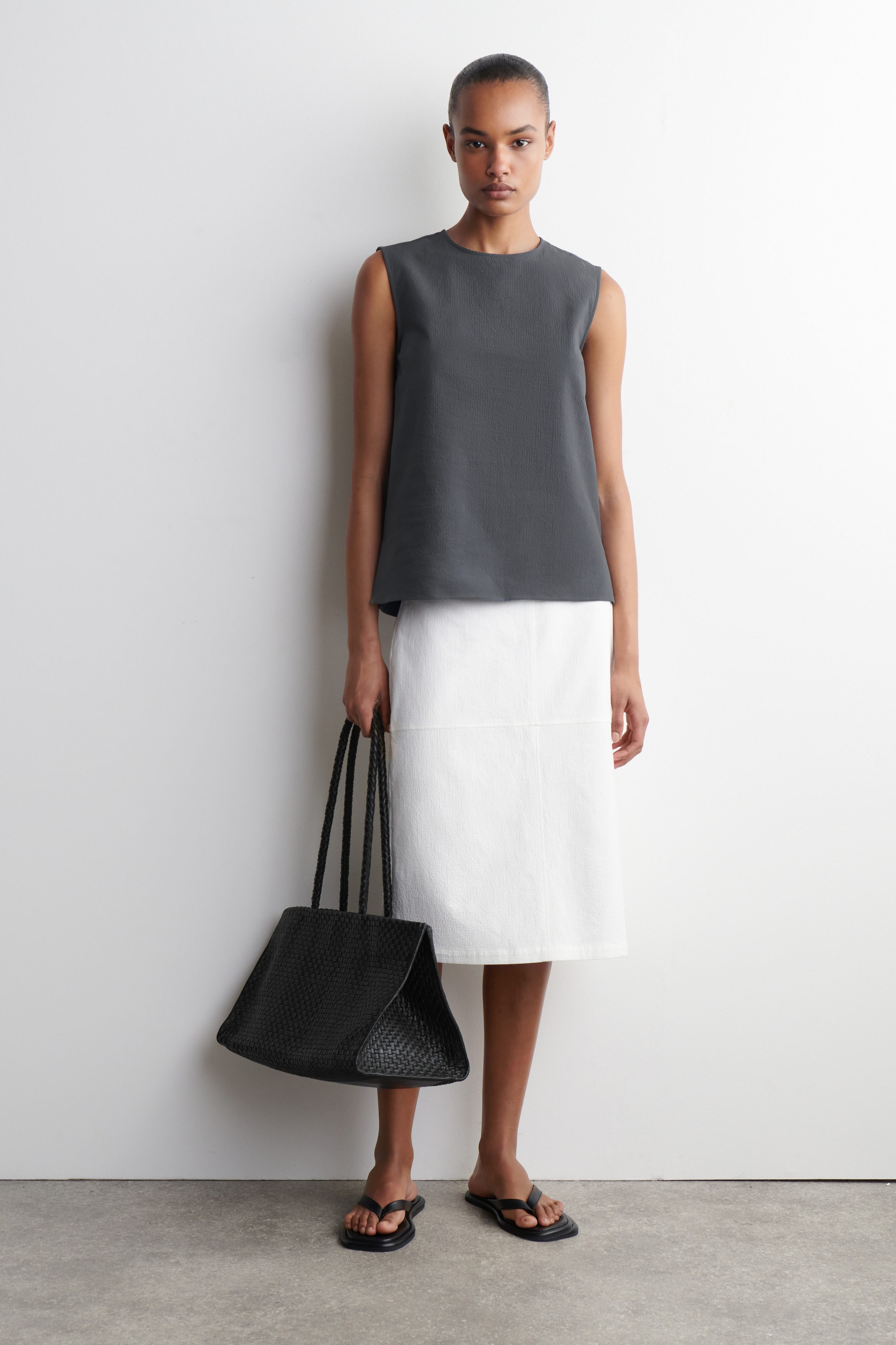 SLEEVELESS COTTON SEERSUCKER TOP