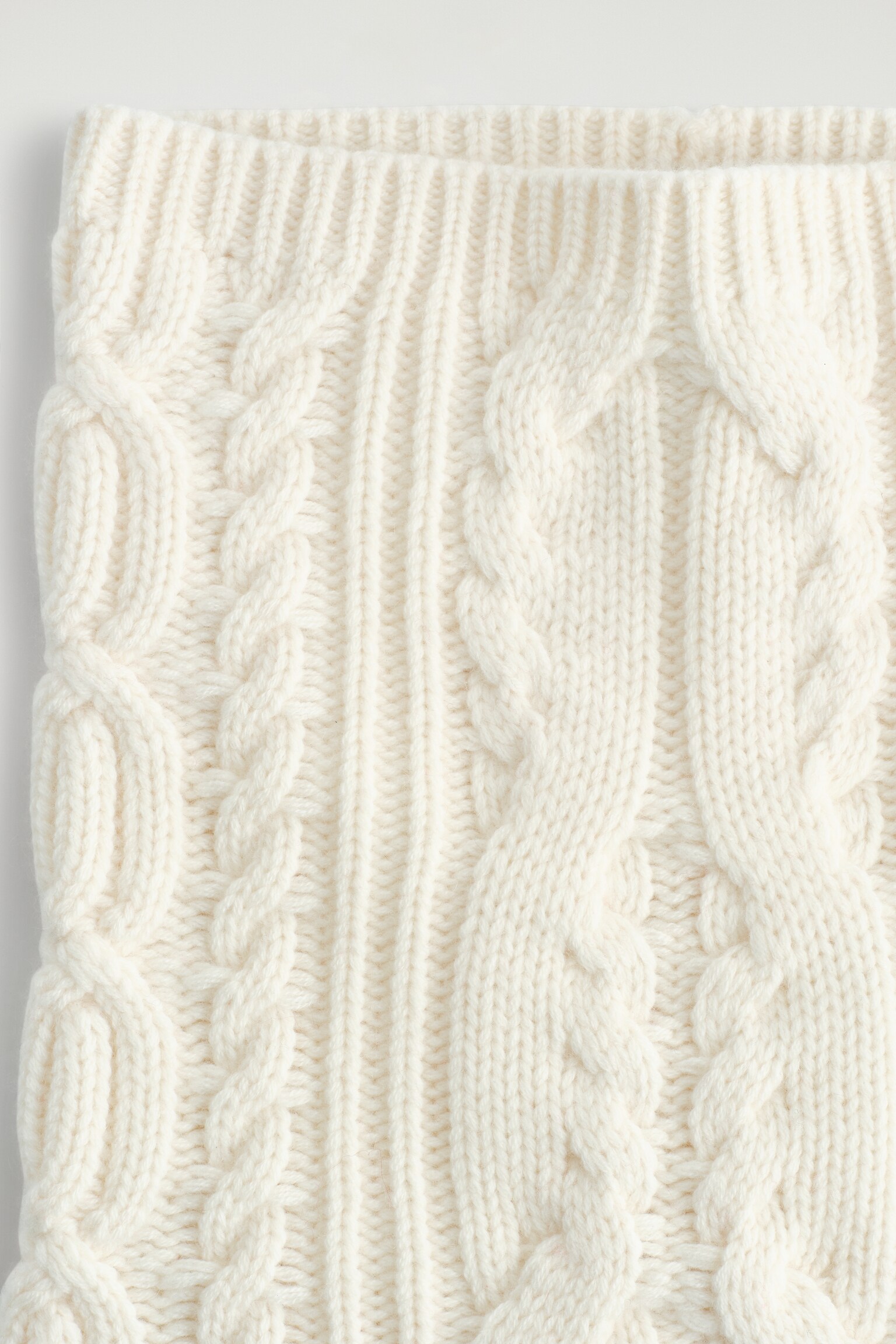 CABLE-KNIT WOOL-CASHMERE SNOOD - CREAM - 4