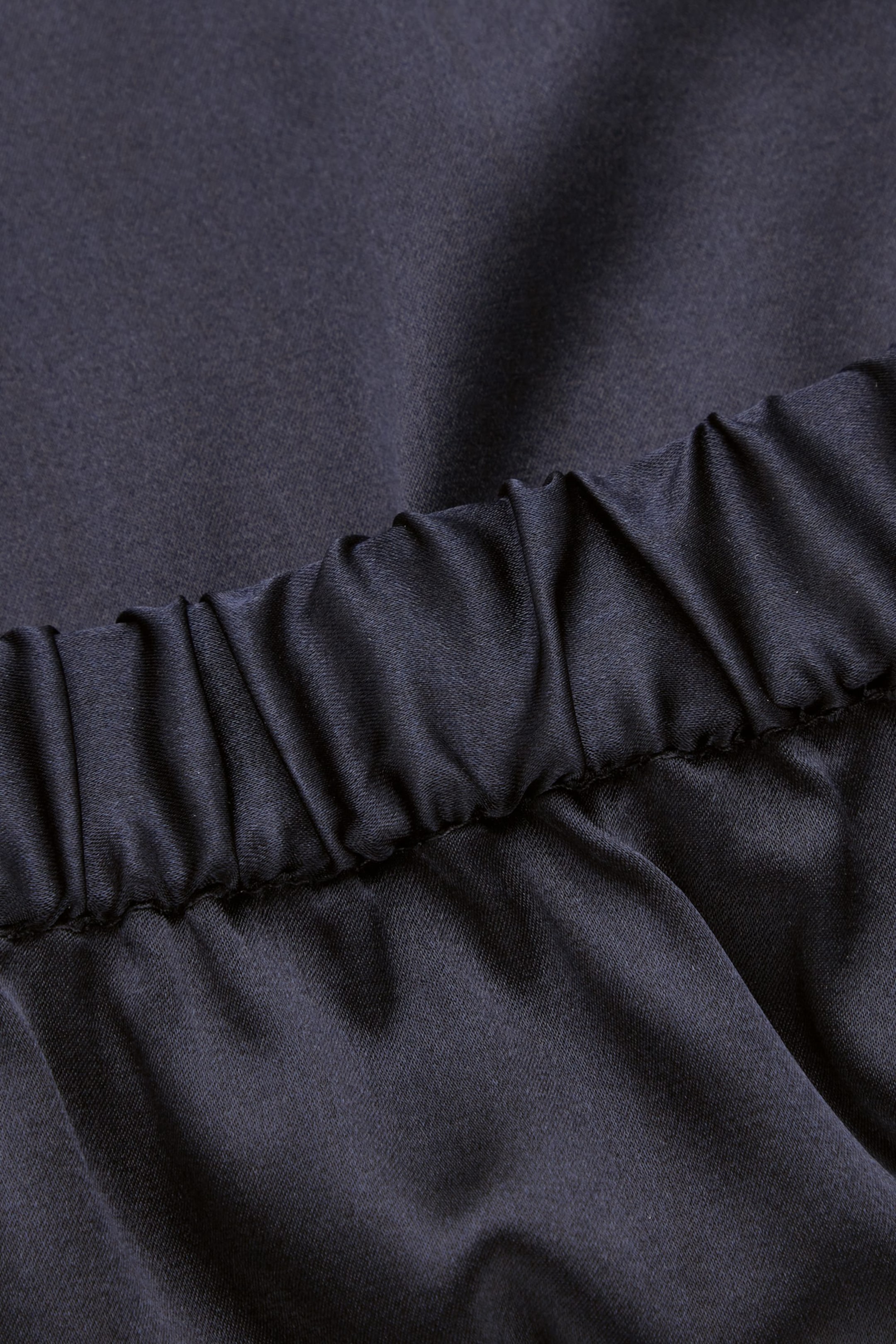 StillMedia/DescriptiveDetail