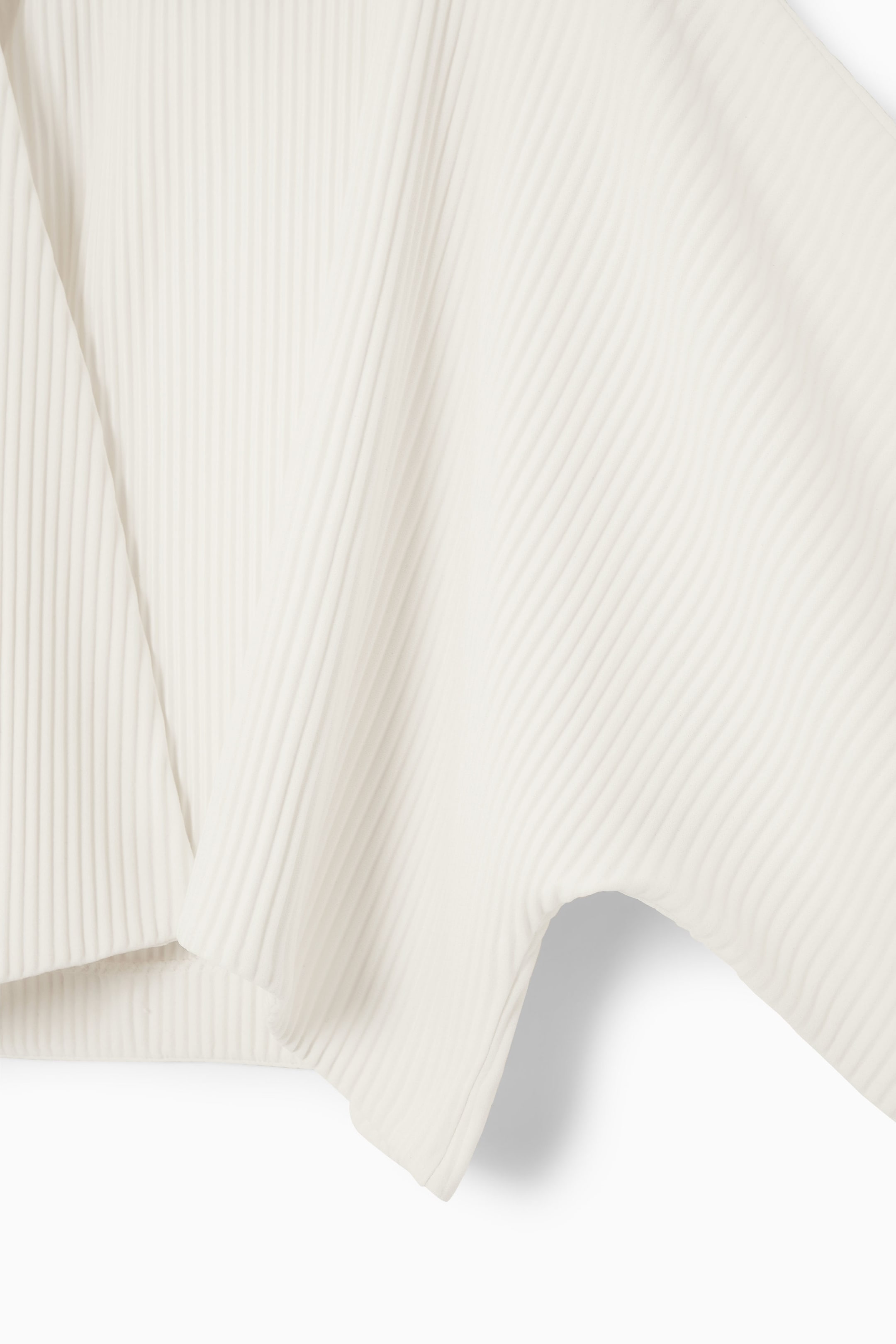 StillMedia/DescriptiveDetail