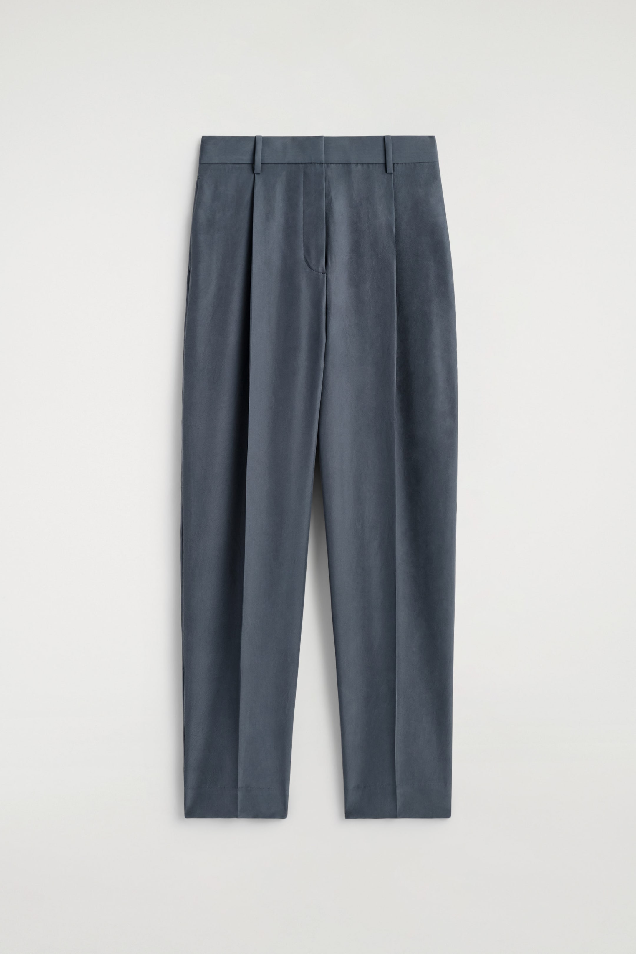 Pantalon droit en soie froissée