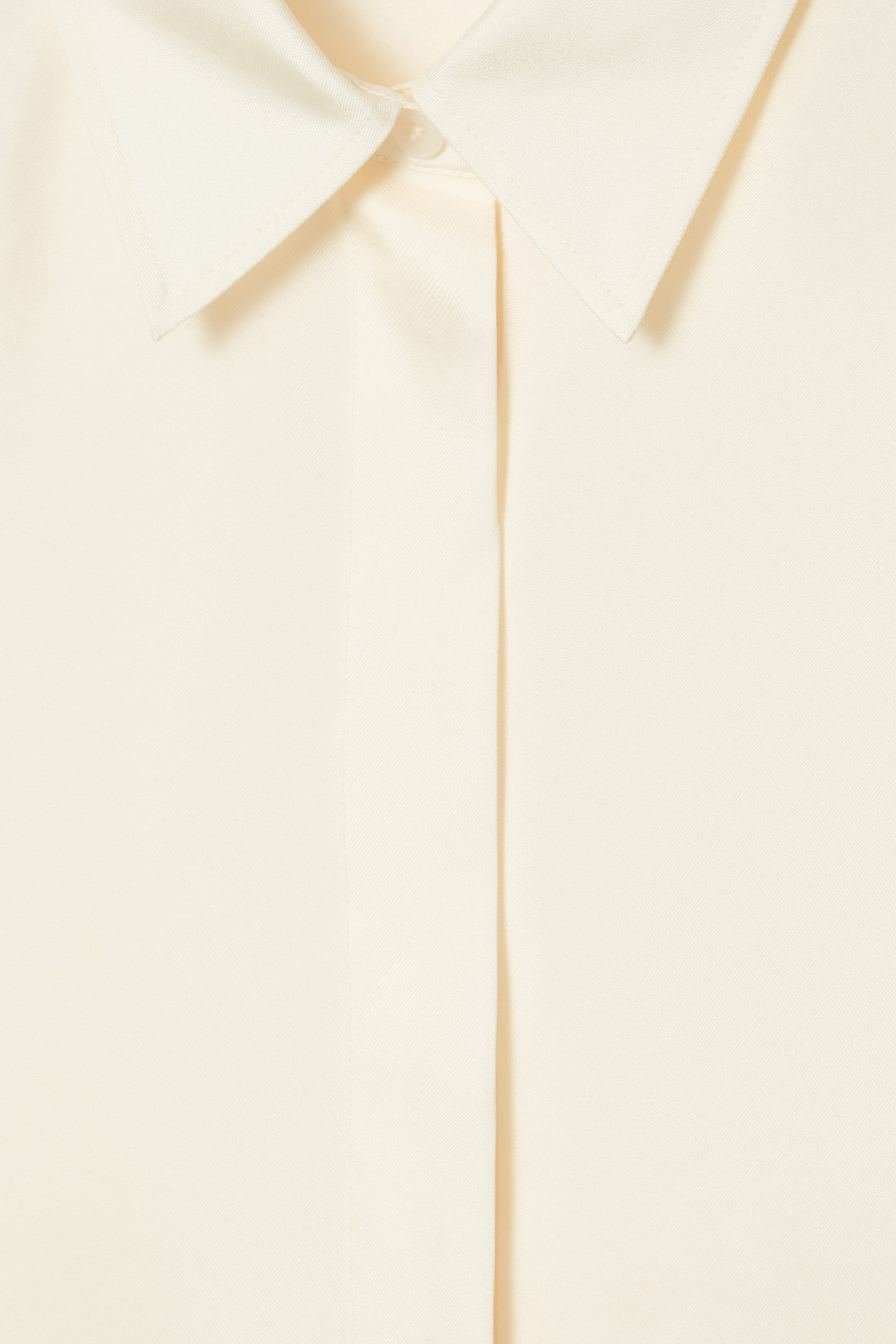 Deuxieme class.       silk pt お値下げ致します！ Modal Satin Clematis Print Tiered Dress | Pasand by ne