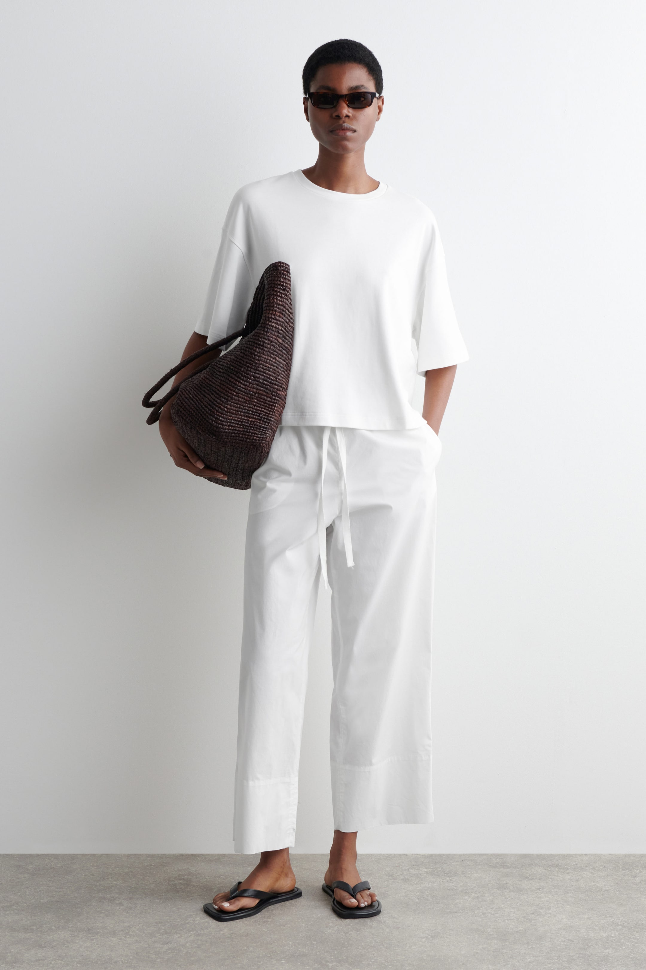 OVERSIZED BOXY T-SHIRT