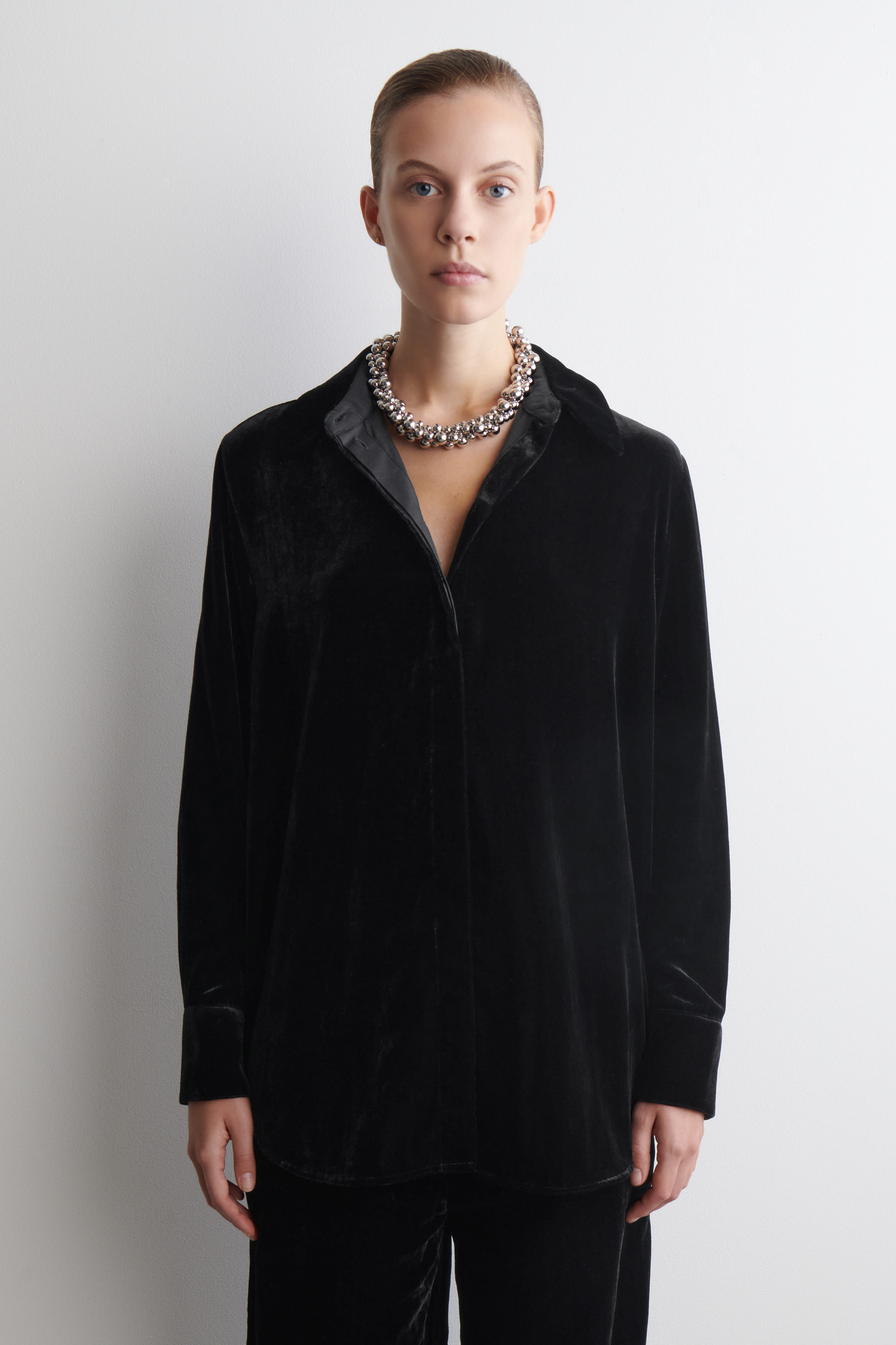 VELVET SHIRT - BLACK | COS US