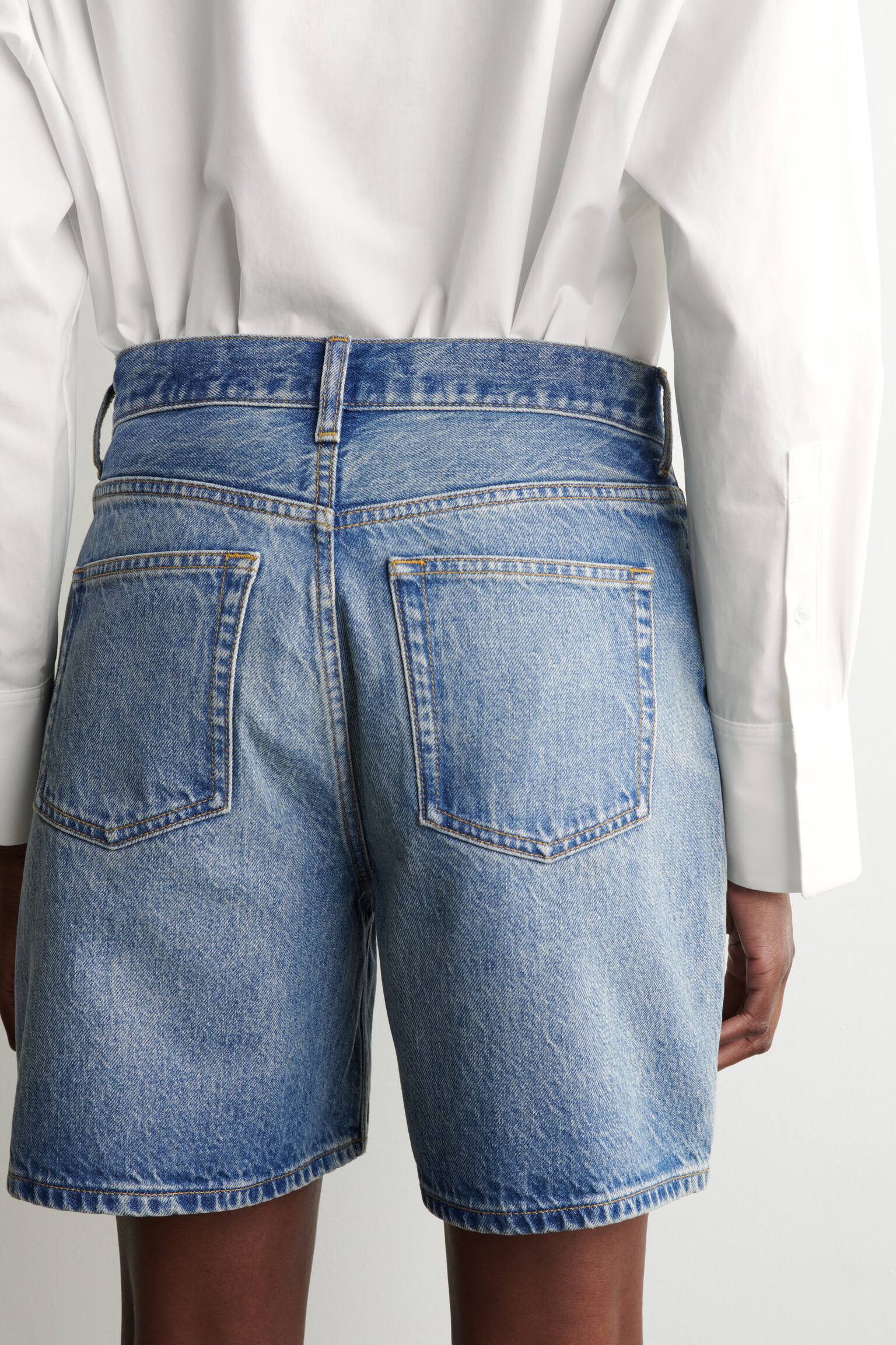 מכנסיים קצרים מדנים עם מותן גבוהה - 6