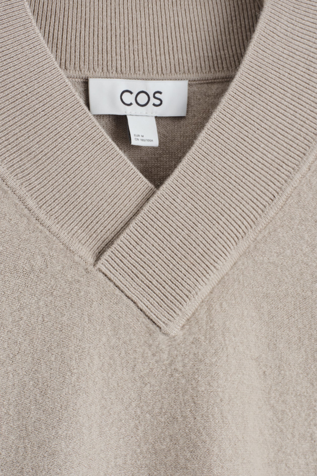 STRIPED BOILED-WOOL V-NECK JUMPER — BEIGE / STRIPED