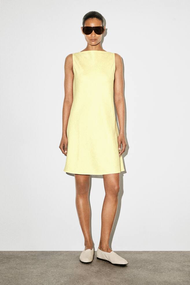 VESTIDO CORTO ESTRUCTURADO LINO - AMARILLO MANTEQUILLA/BURDEOS - 1