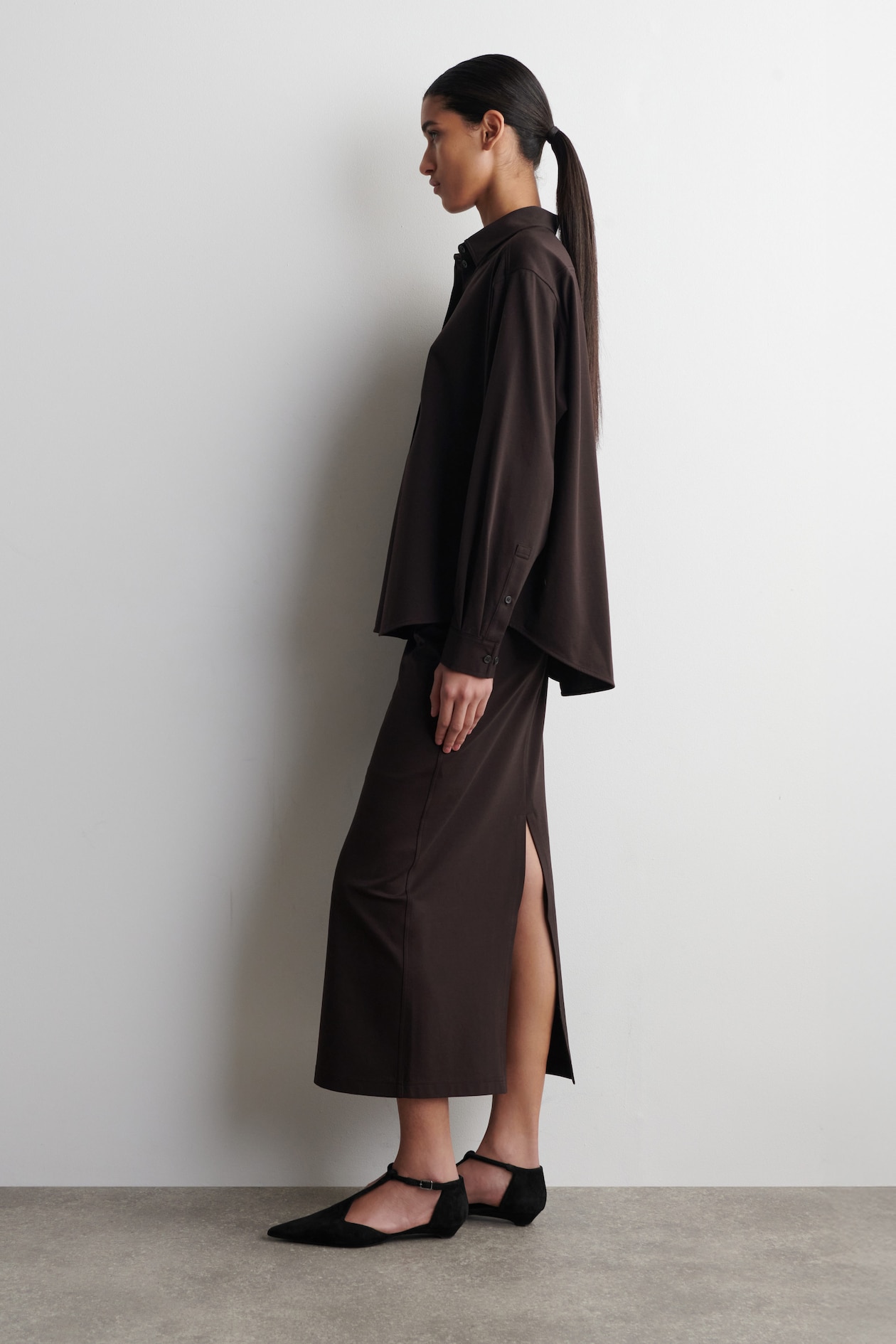 PIMA COTTON-JERSEY SHIRT — DARK BROWN