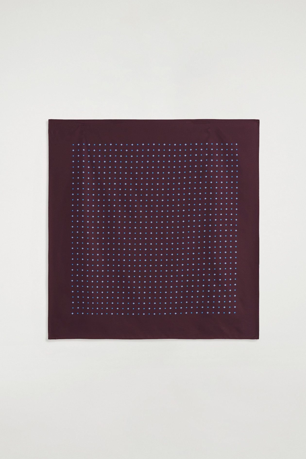GEOMETRIC-PRINT MULBERRY SILK SCARF — BURGUNDY / BLUE