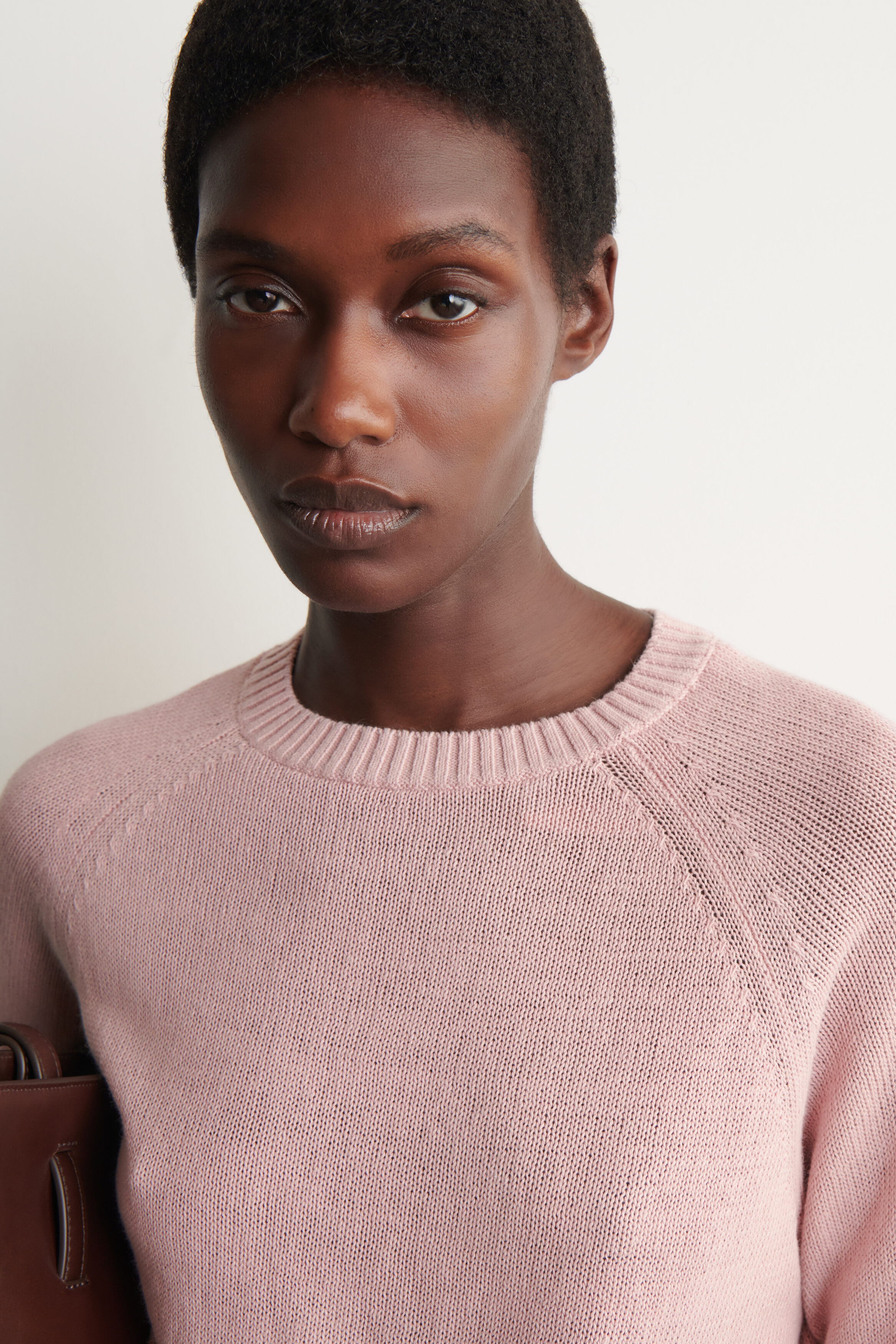 SHRUNKEN KNITTED LINEN T-SHIRT - PINK | COS