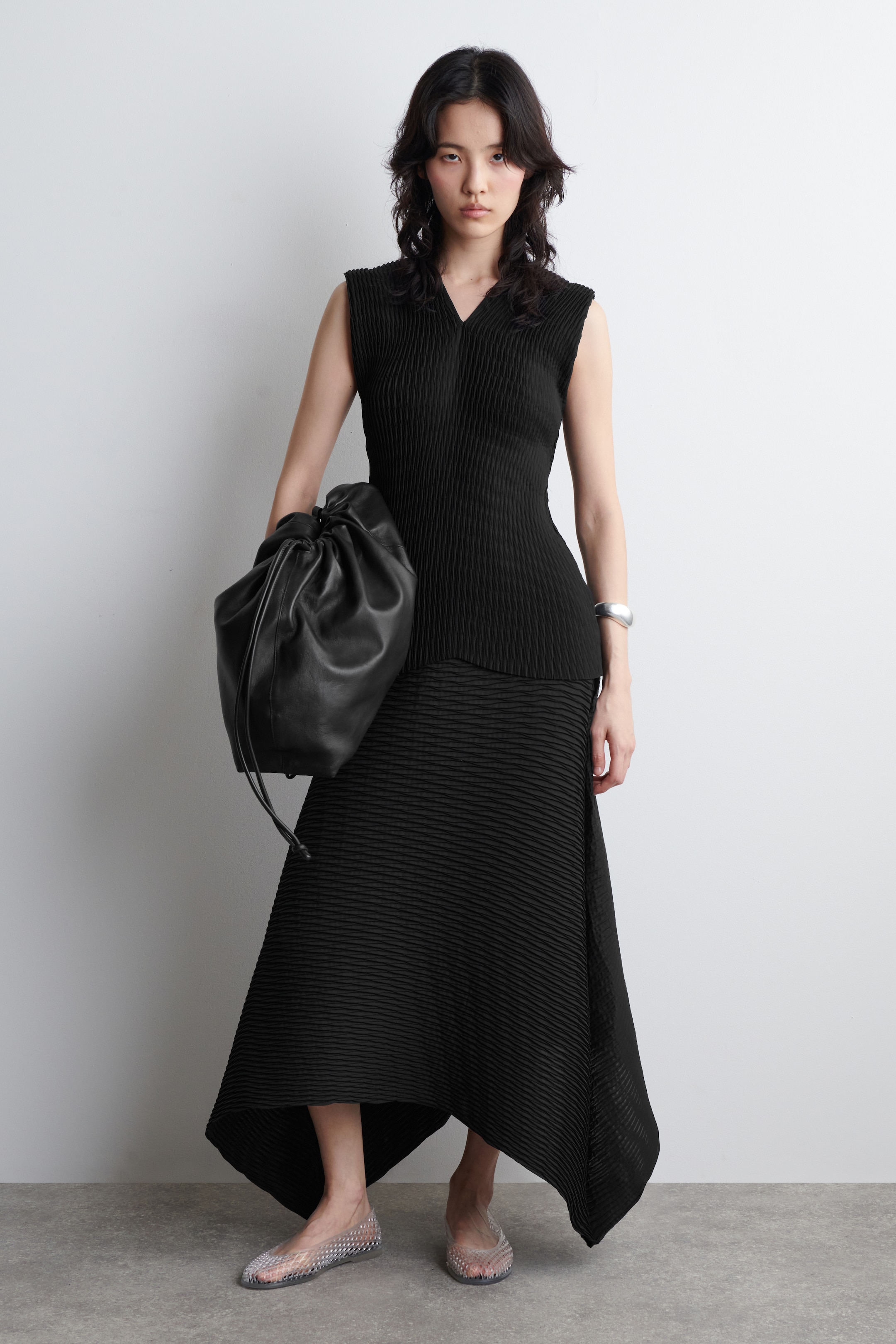 Agrandir l'image: HAUT COL EN V PLISSÉ - NOIR - FEMME | H&M FR 2