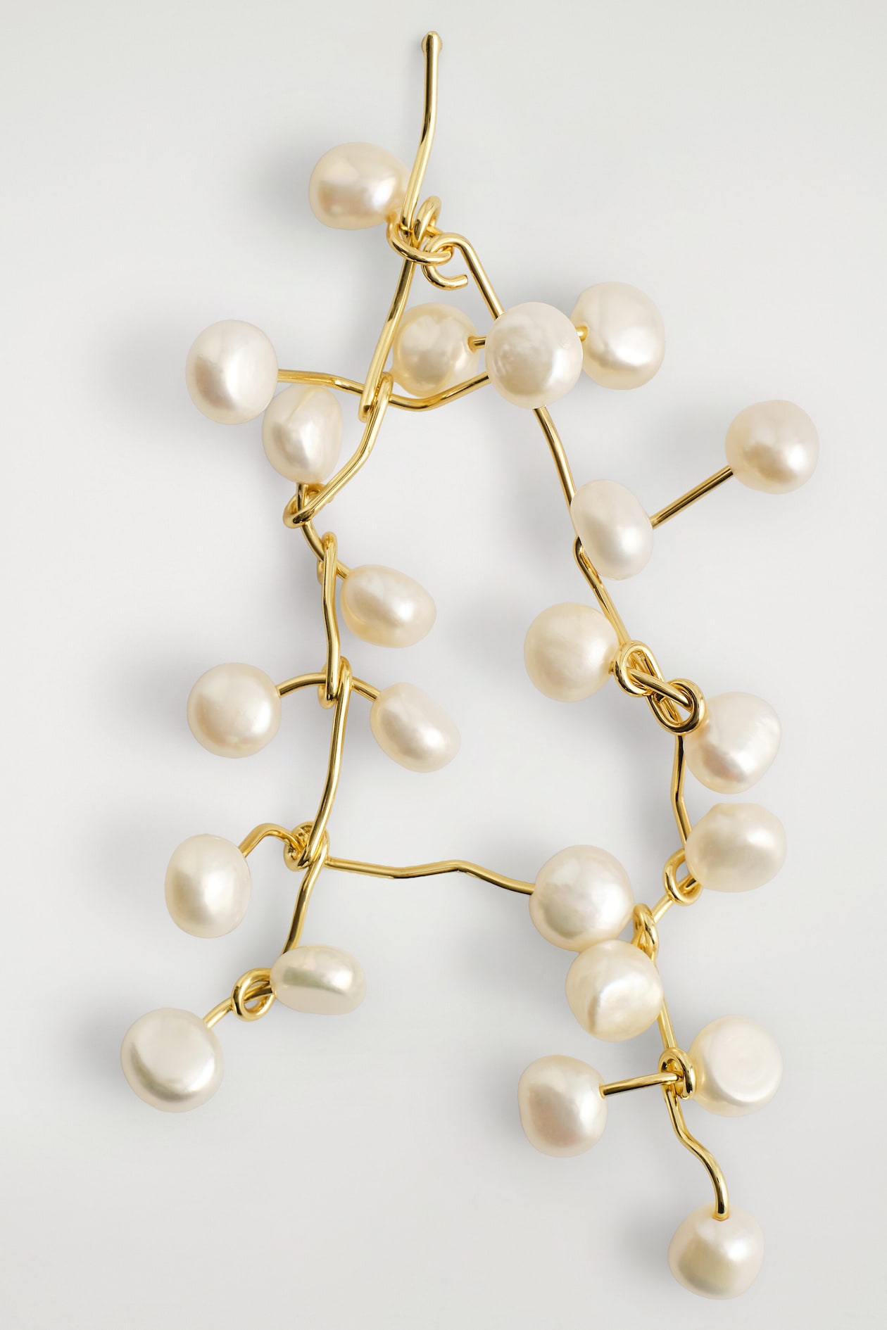 ASYMMETRIC CASCADING FRESHWATER PEARL EARRINGS — GOLD