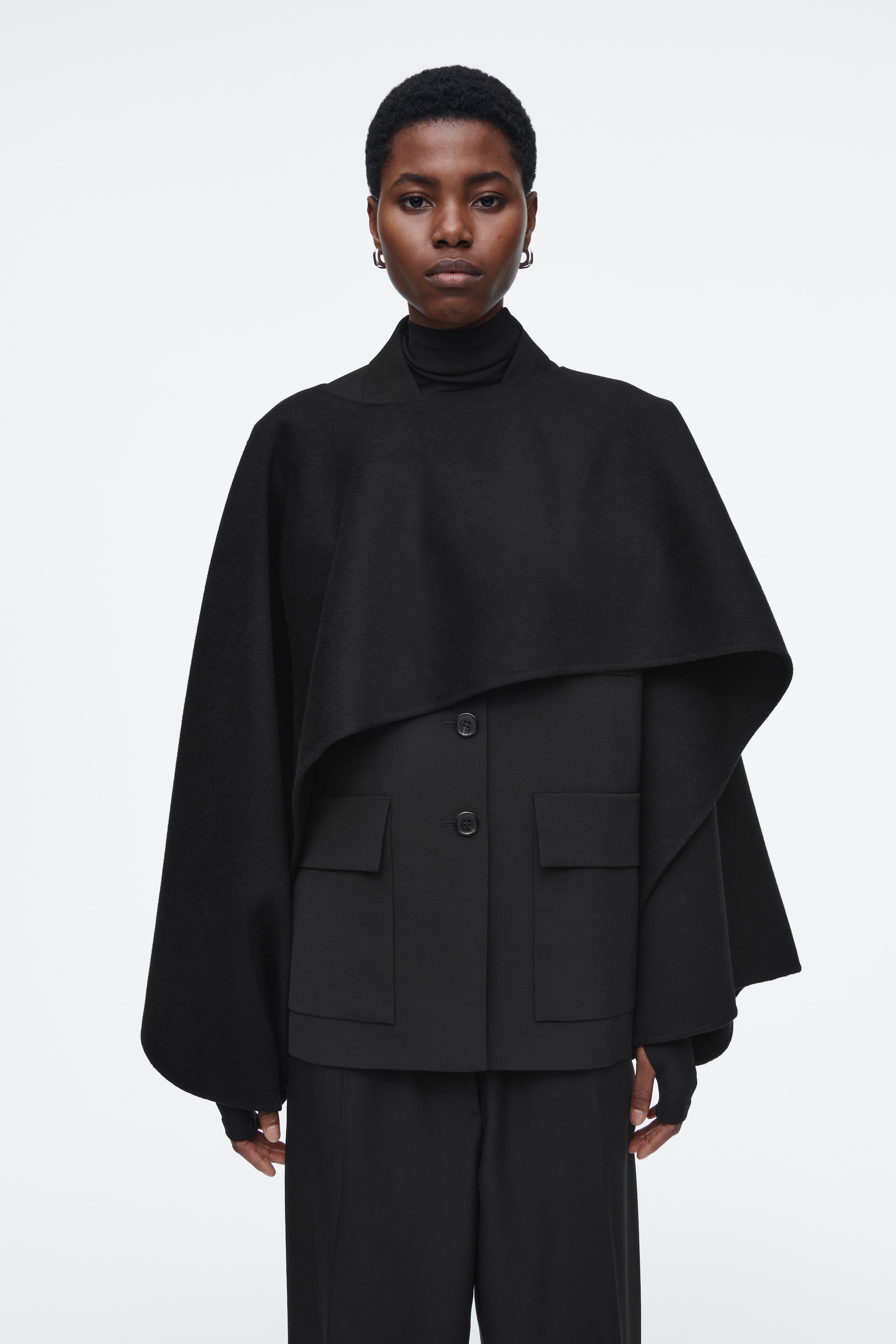 Ver imagen más grande: CAPA HÍBRIDA DE LANA DE DOBLE FAZ - NEGRO - MUJER | H&M ES 1