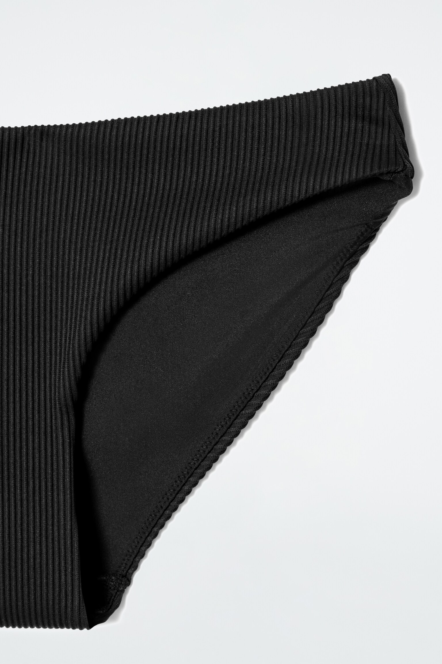 BRAGUITAS DE BIKINI CLÁSICAS DE CANALÉ - NEGRO - 4