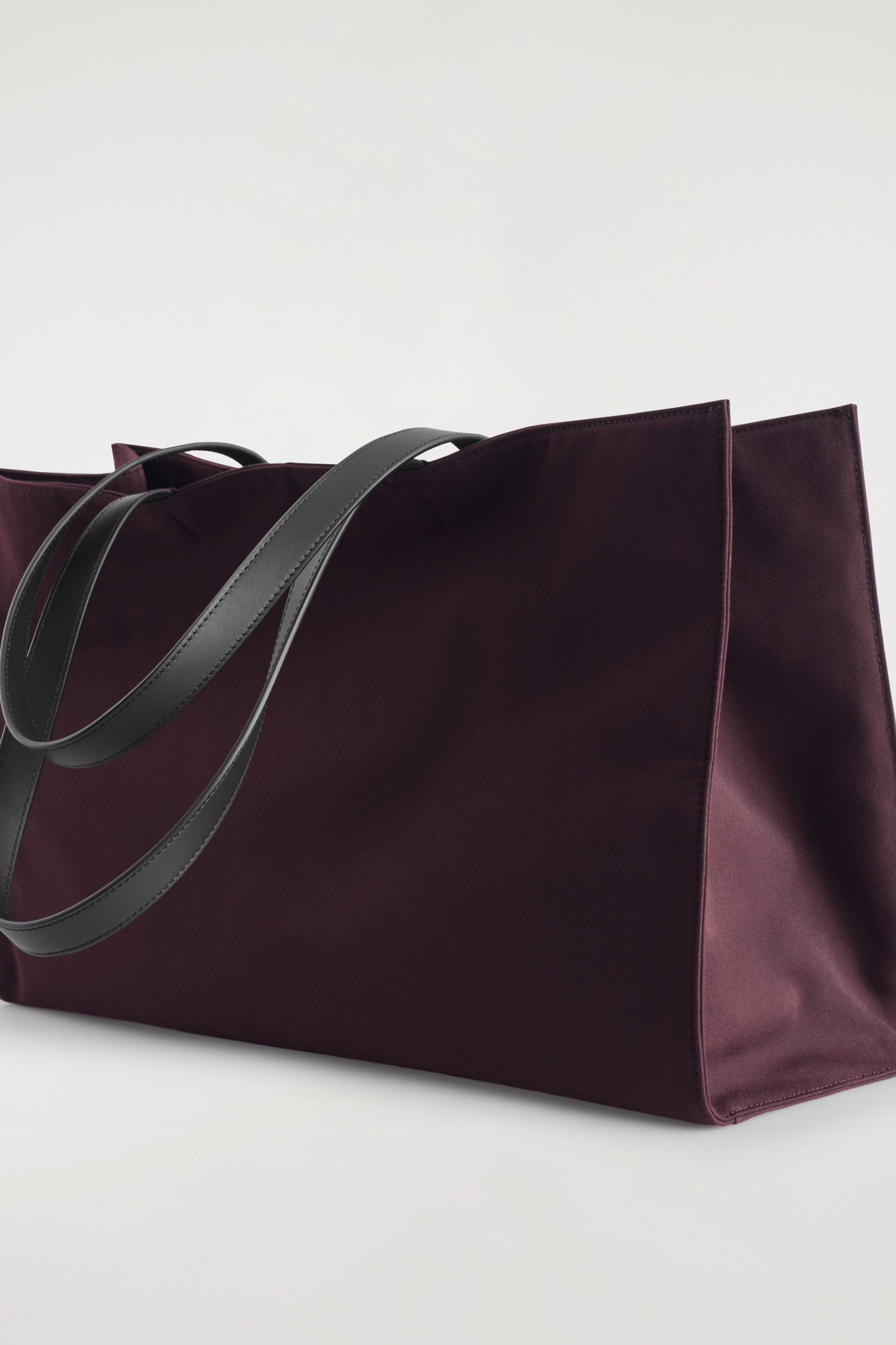 ★TOUT Y EST★ CORDURA Tote Bag Plum TN233WBAMB01PUM thisisneverthat® Unisex Cordura Tote Bag Pink TN233WBAMB01