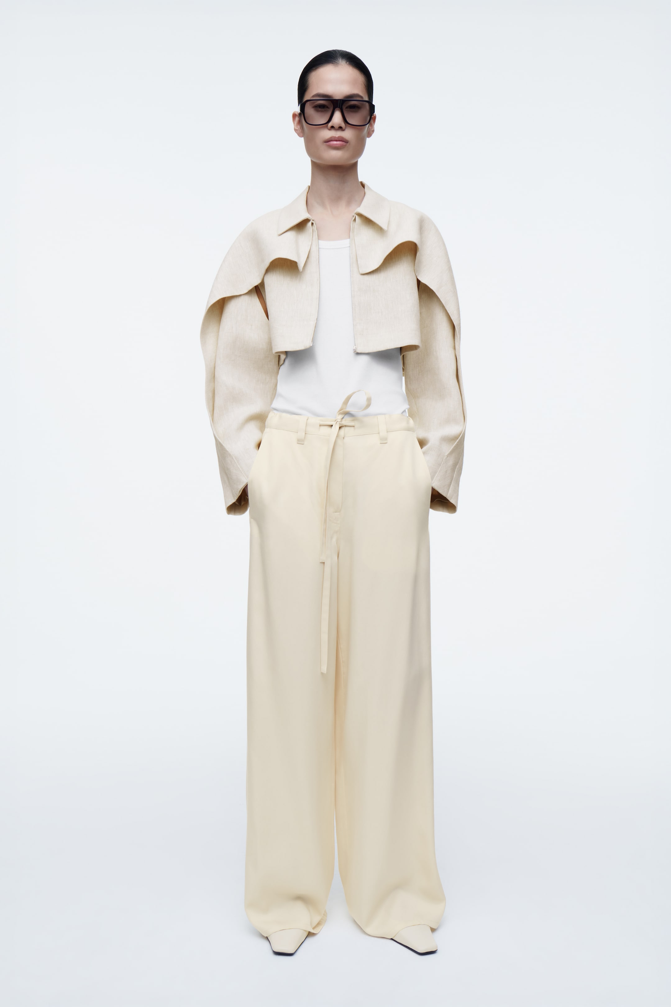 Visualizza immagine più grande: GIACCA CROPPED IN LINO - BEIGE CHIARO - DONNA | H&M IT 2