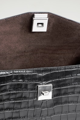 ENVELOPE CLASP POUCH - CROC-EFFECT LEATHER — BLACK 3