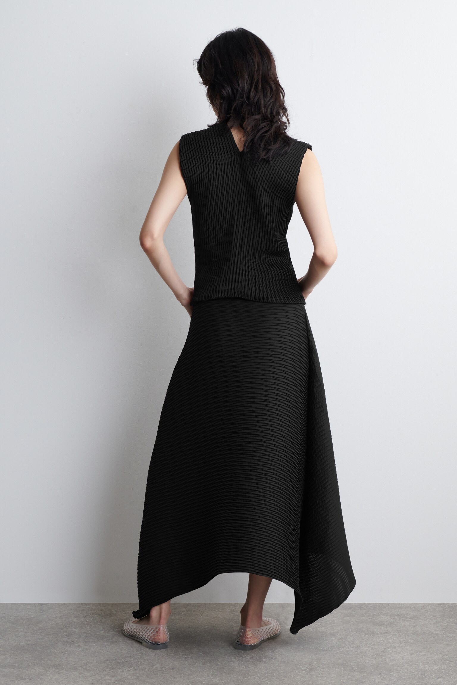 FALDA MIDI PLISADA VOLUMINOSA - NEGRO - 6