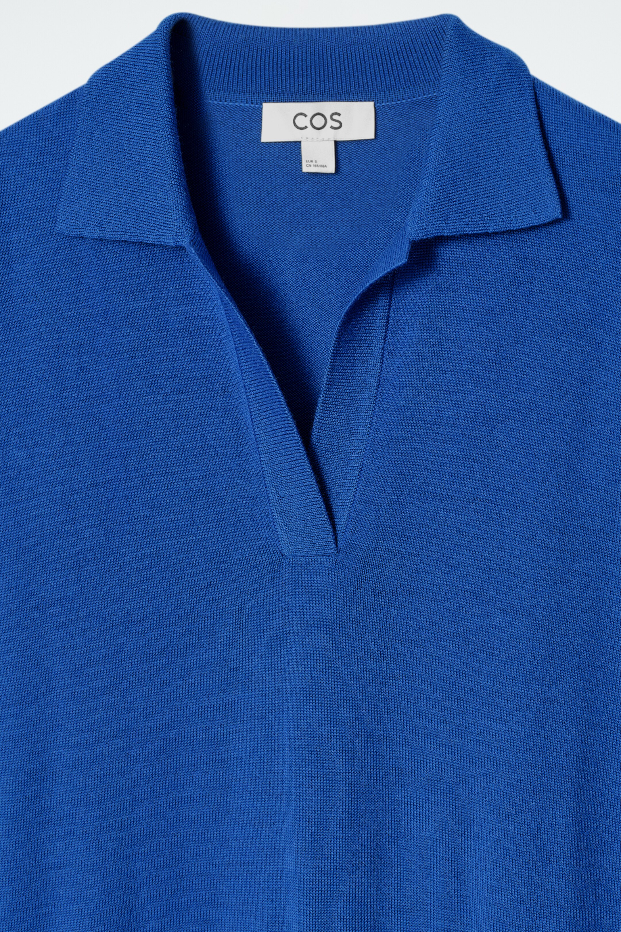 Vezi imaginea mai mare: Rochie polo din lână merino - COBALT - FEMEI | H&M RO 7