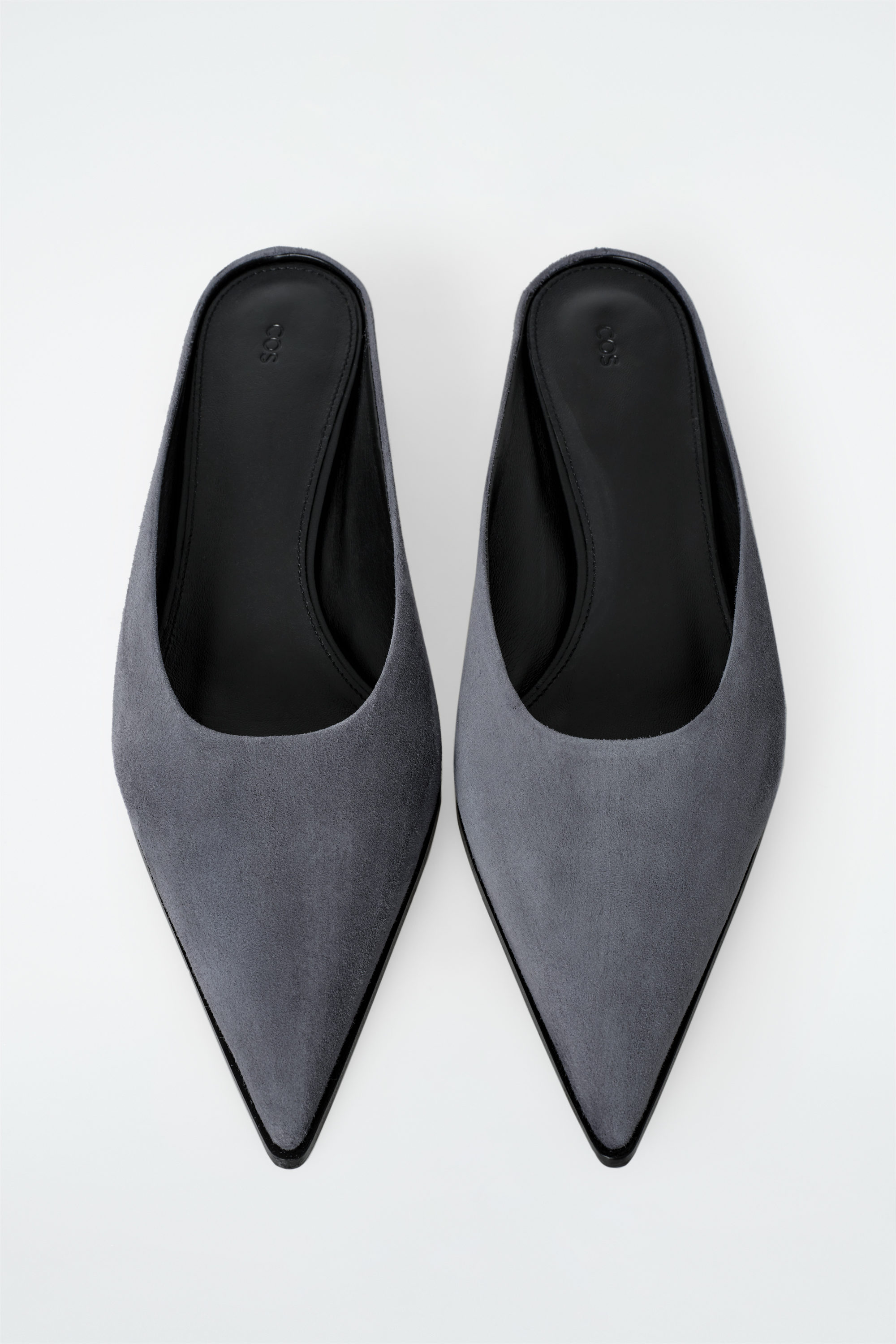 【PORTERNA】Odi almond mules 6G1A0528_grande.jpg?v=1722707010