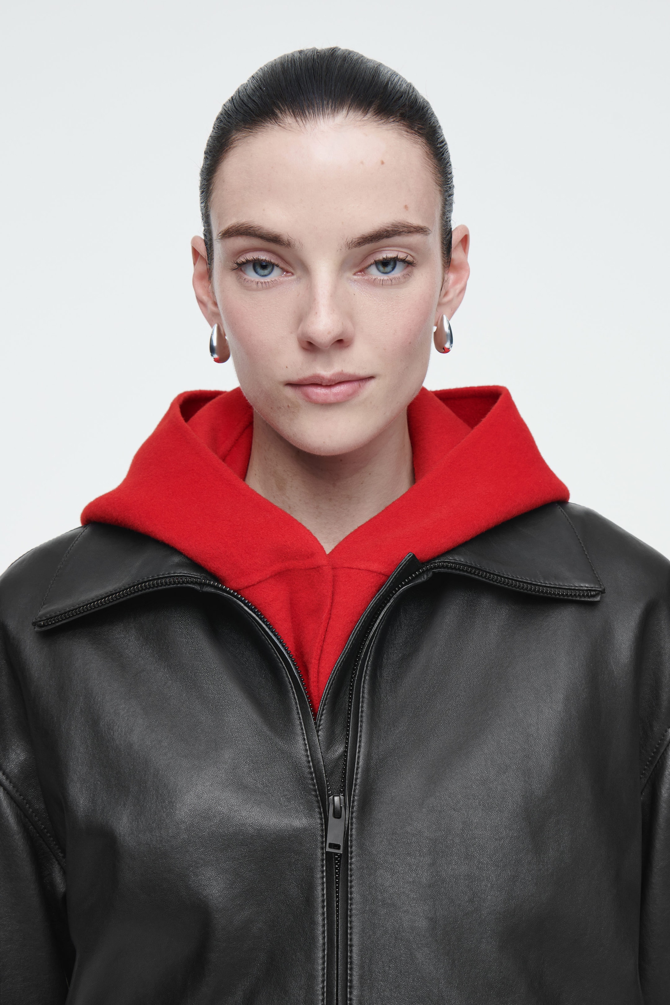 DOUBLE-FACED WOOL HYBRID HOOD